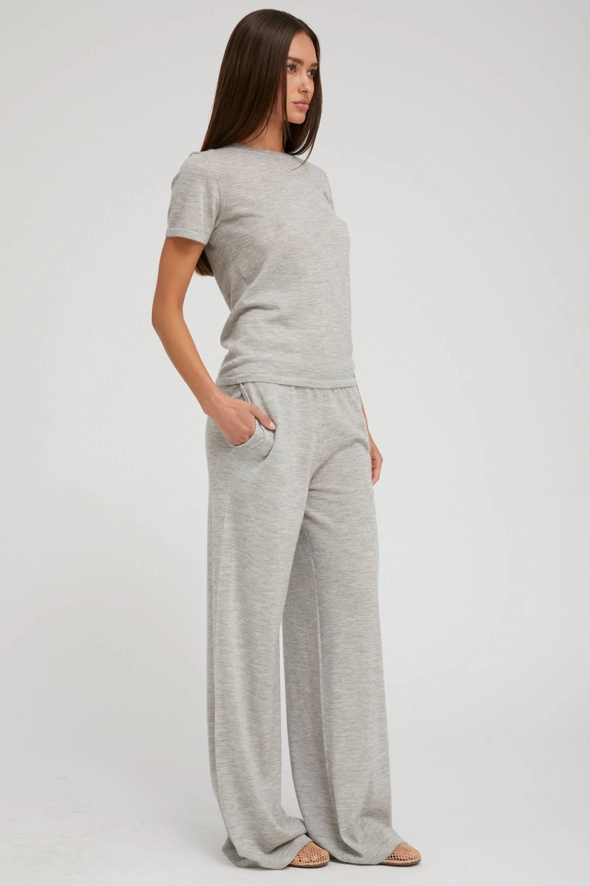 StretchTechnology FlexFit Technology Oxford Ultra Fine Cashmere Tee