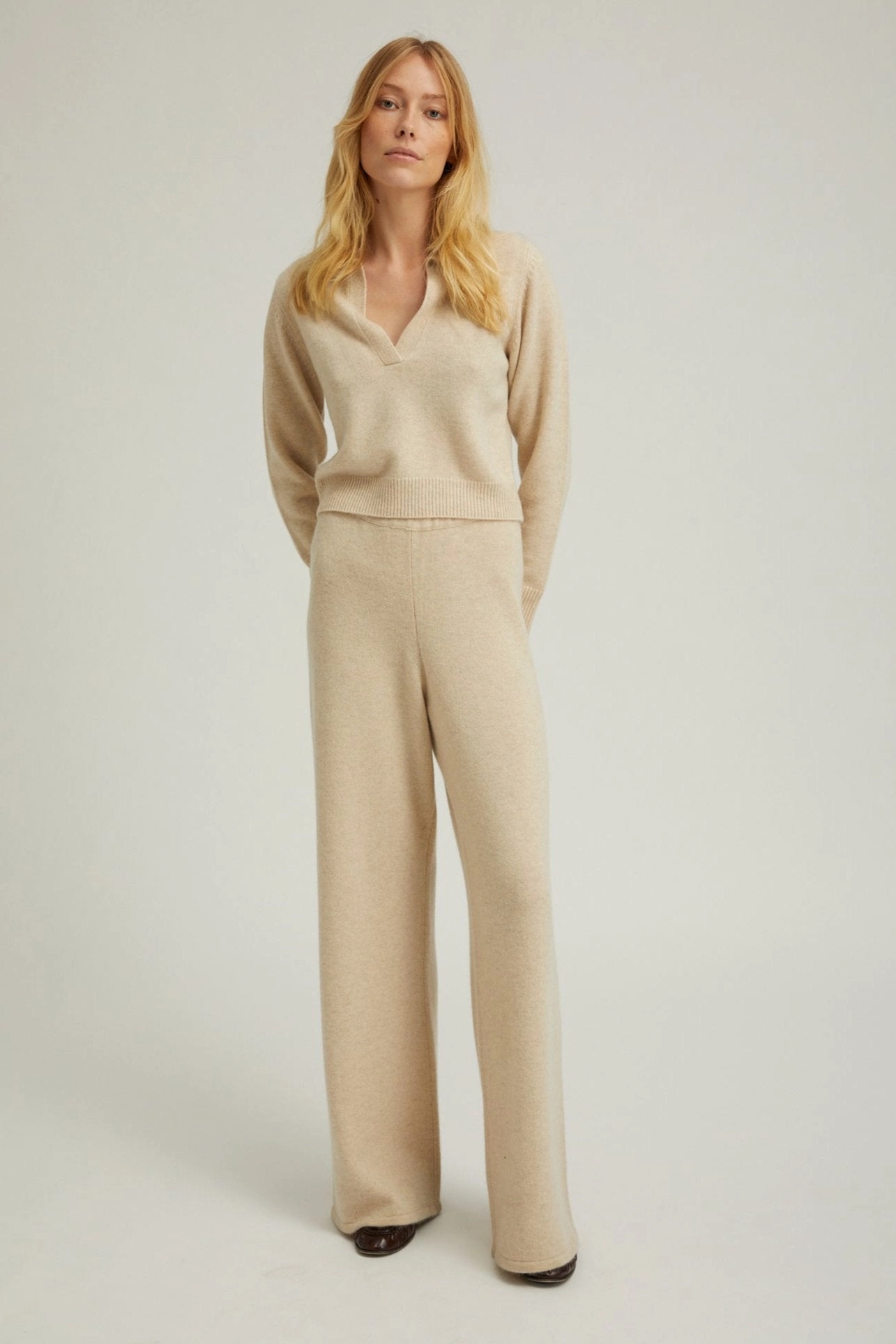 Flexible Ankle Cuffs Oyster Cashmere Easy Pants