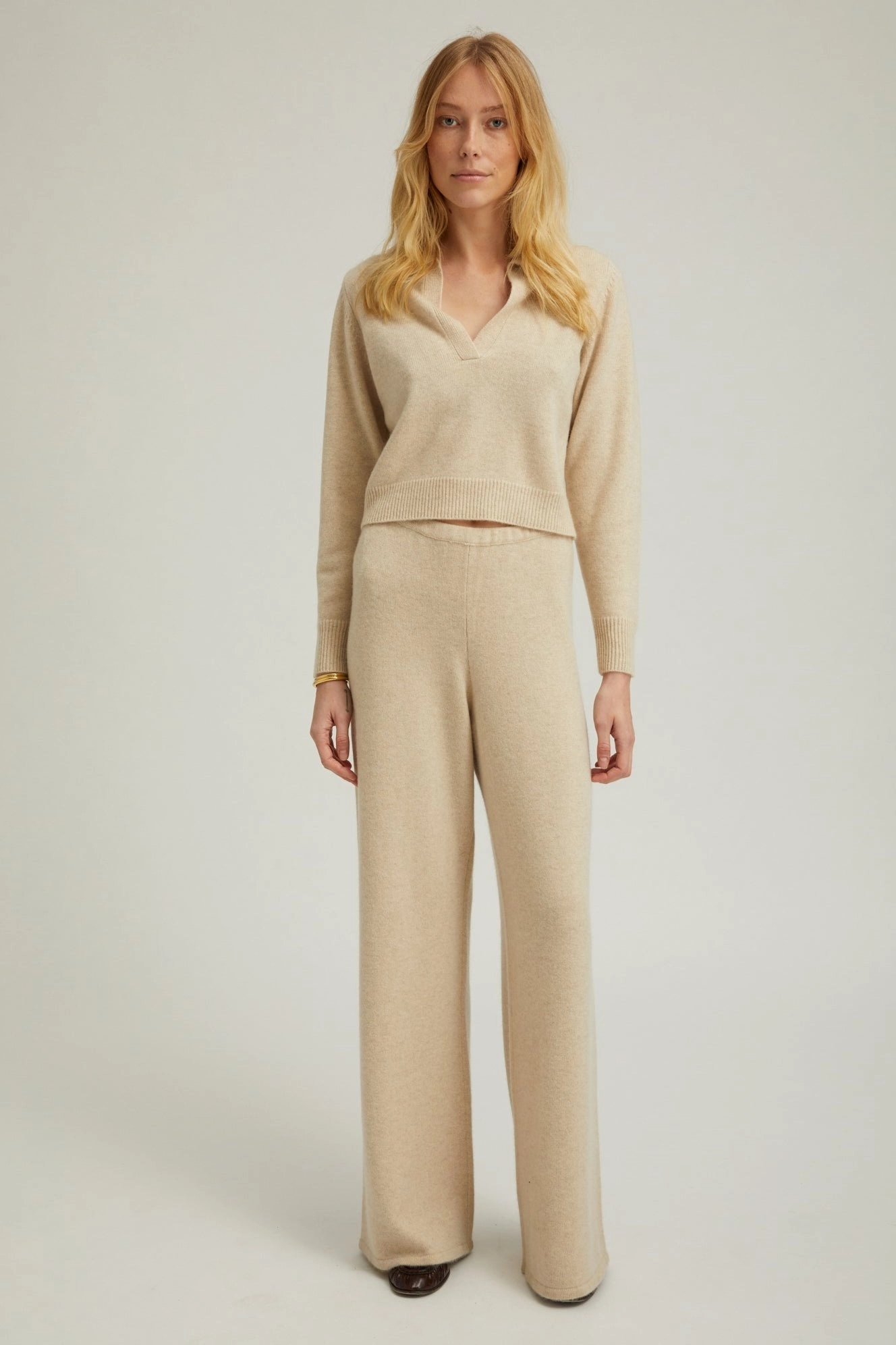 Chill Fit High-waisted fit Oyster Cashmere Easy Pants