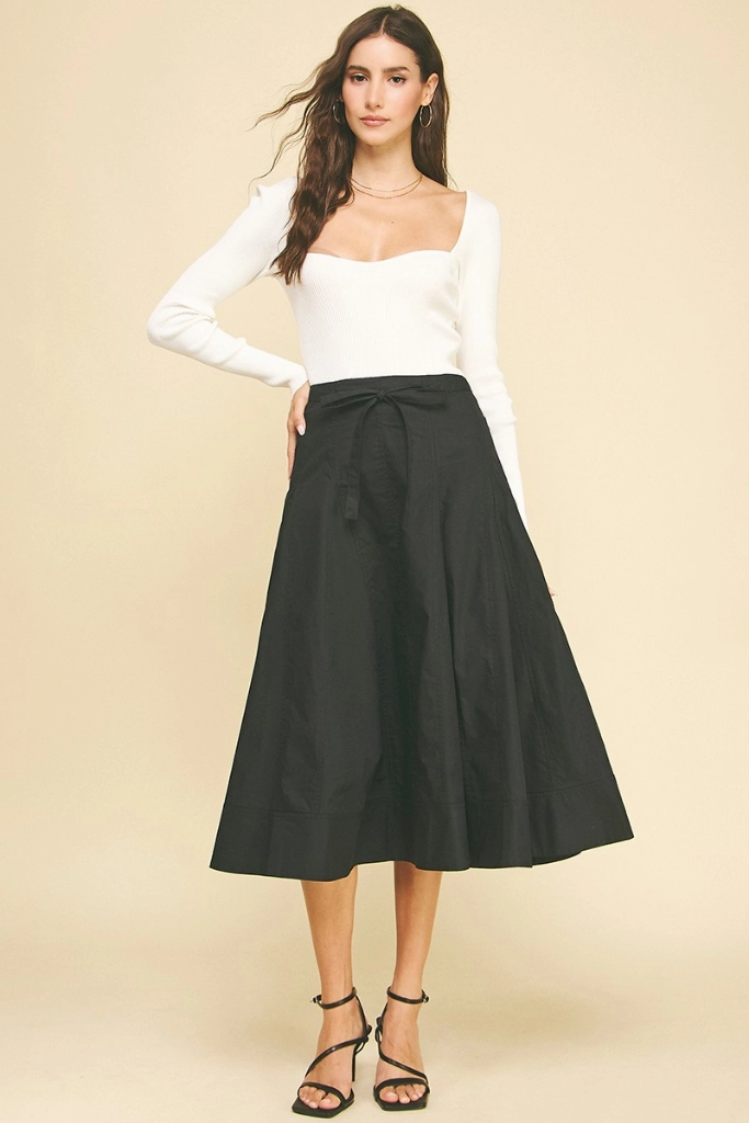 Outfit Moodboard Violet Poplin Midi Skirt in Black