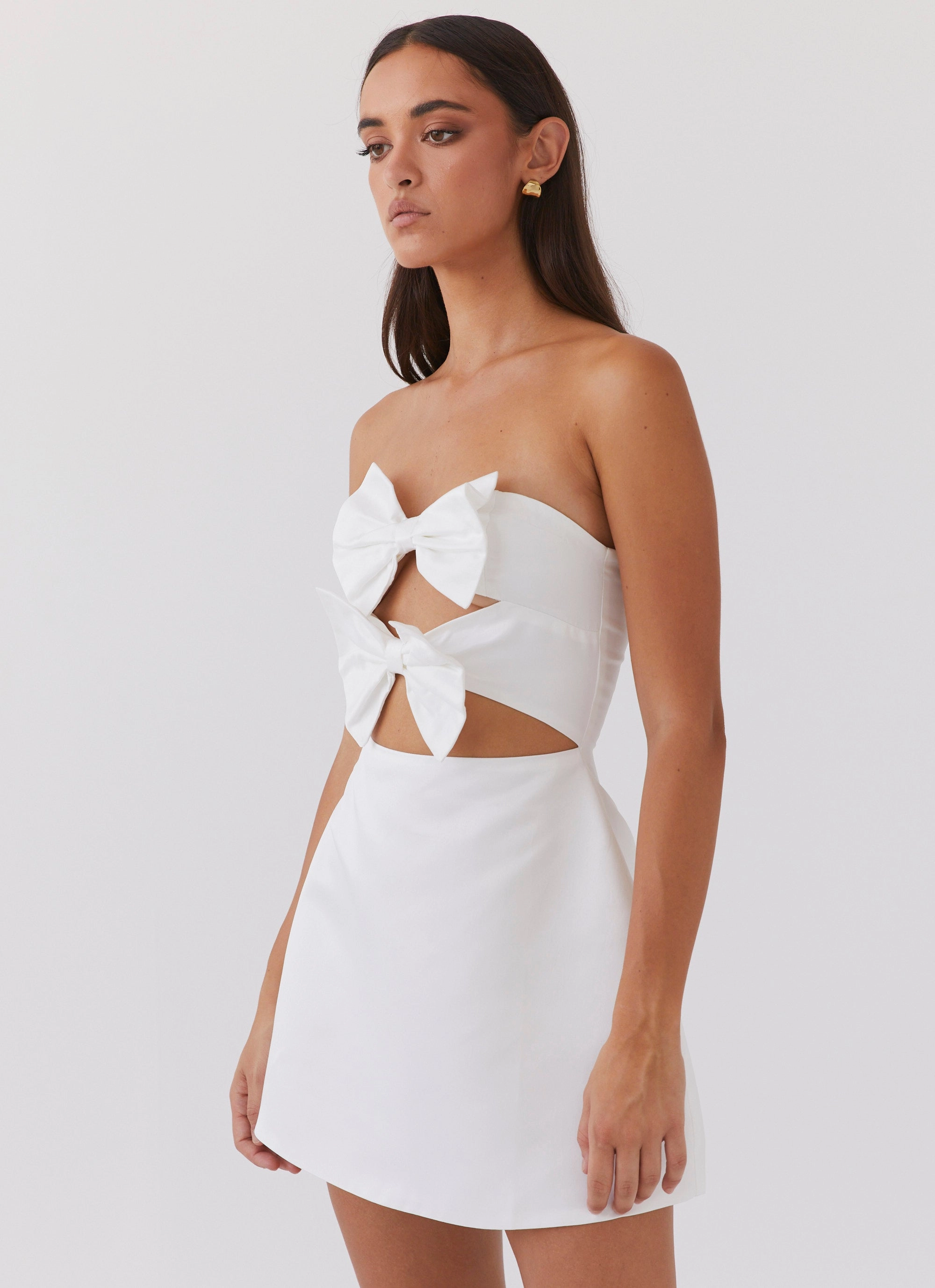Girl Crush Bow Mini Dress - White Sophisticated Waist Fit Bright Accent