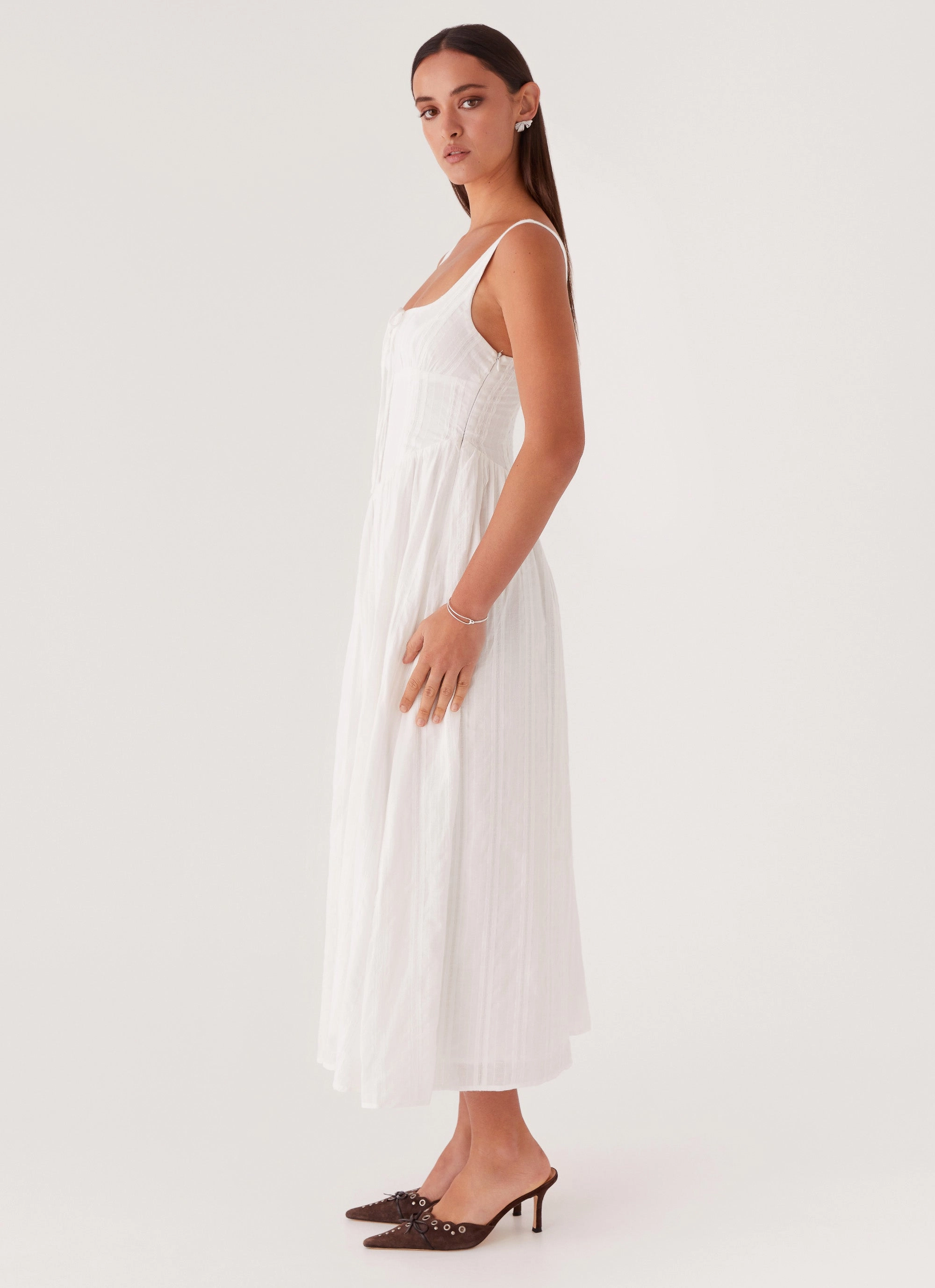Vibrant Movement All Day Ready Pascuelle Midi Dress - White