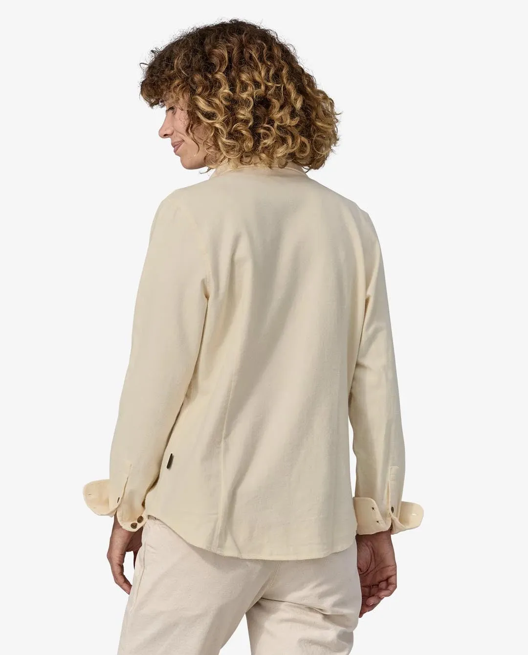 Patagonia - Women’s L/S Organic Cotton MW Fjord Flannel Shirt - Undyed Natural