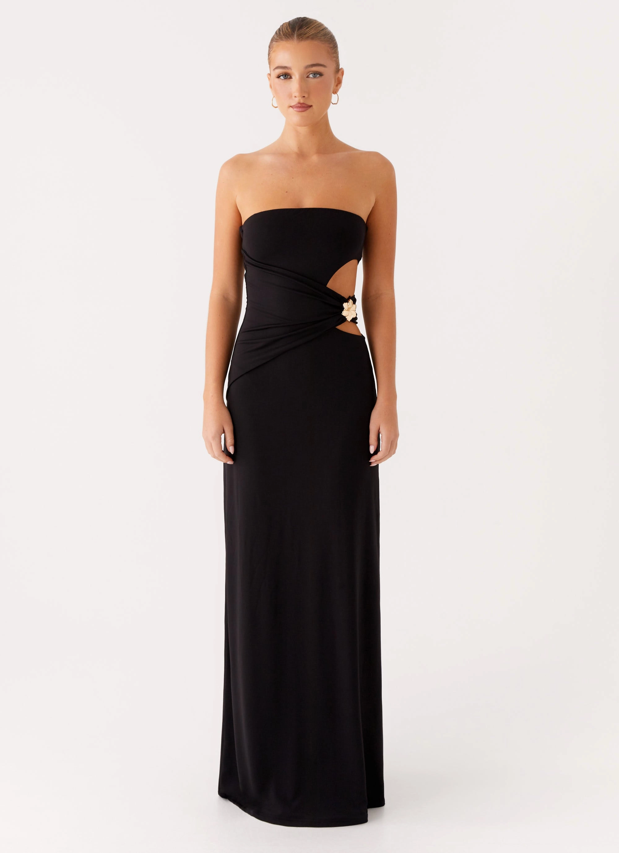 Anetta Maxi Dress - Black Comfortable Layer