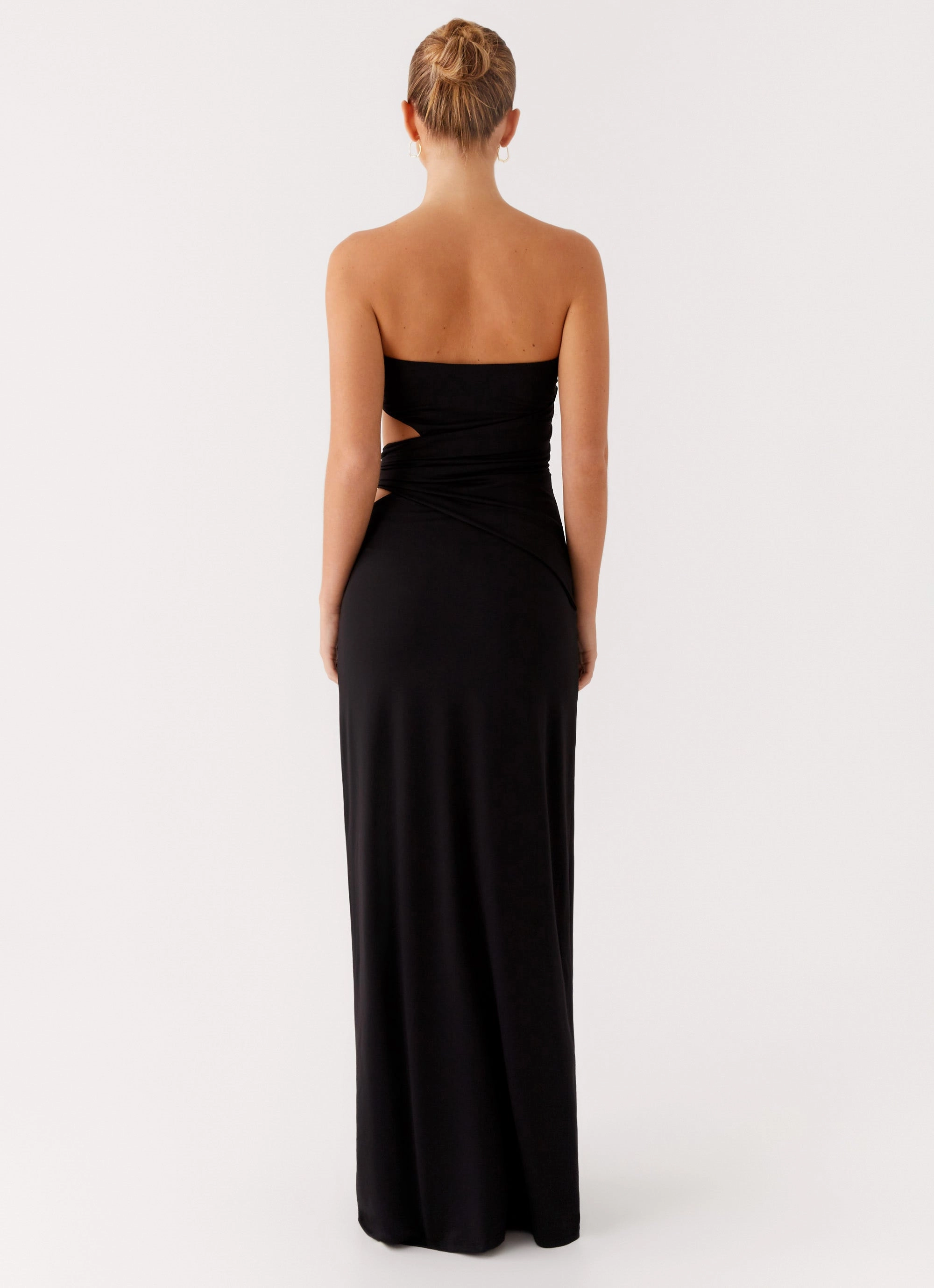 Anetta Maxi Dress - Black Chic Look