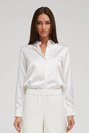 Pearl Silk Fitted Button Down Non Closure Collar