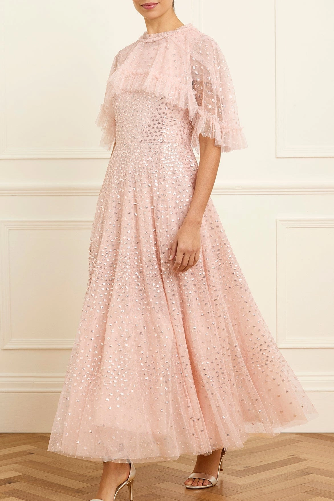 Scatter Dot Short Cape Ankle Gown Relaxed fit wear Soft and Smooth