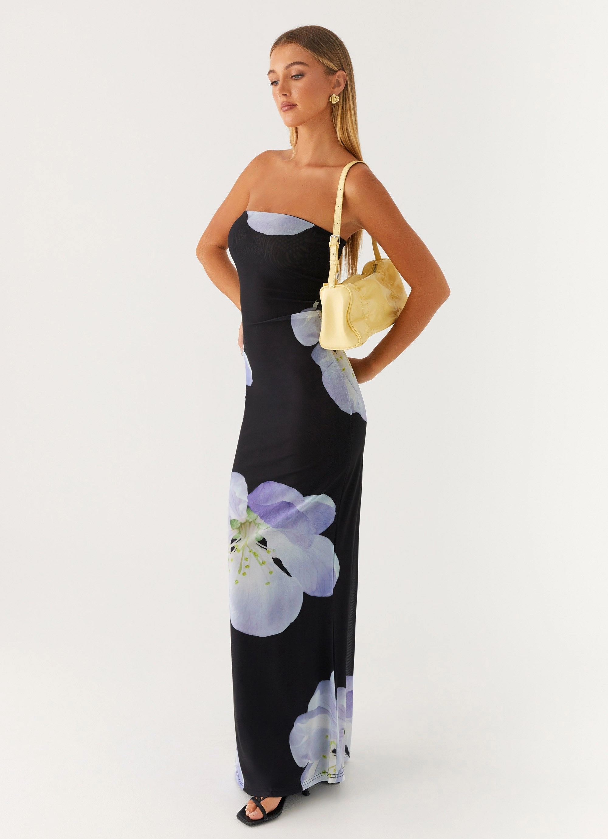 Essential Style Slimming Shape Jorja Maxi Dress - Flower Print