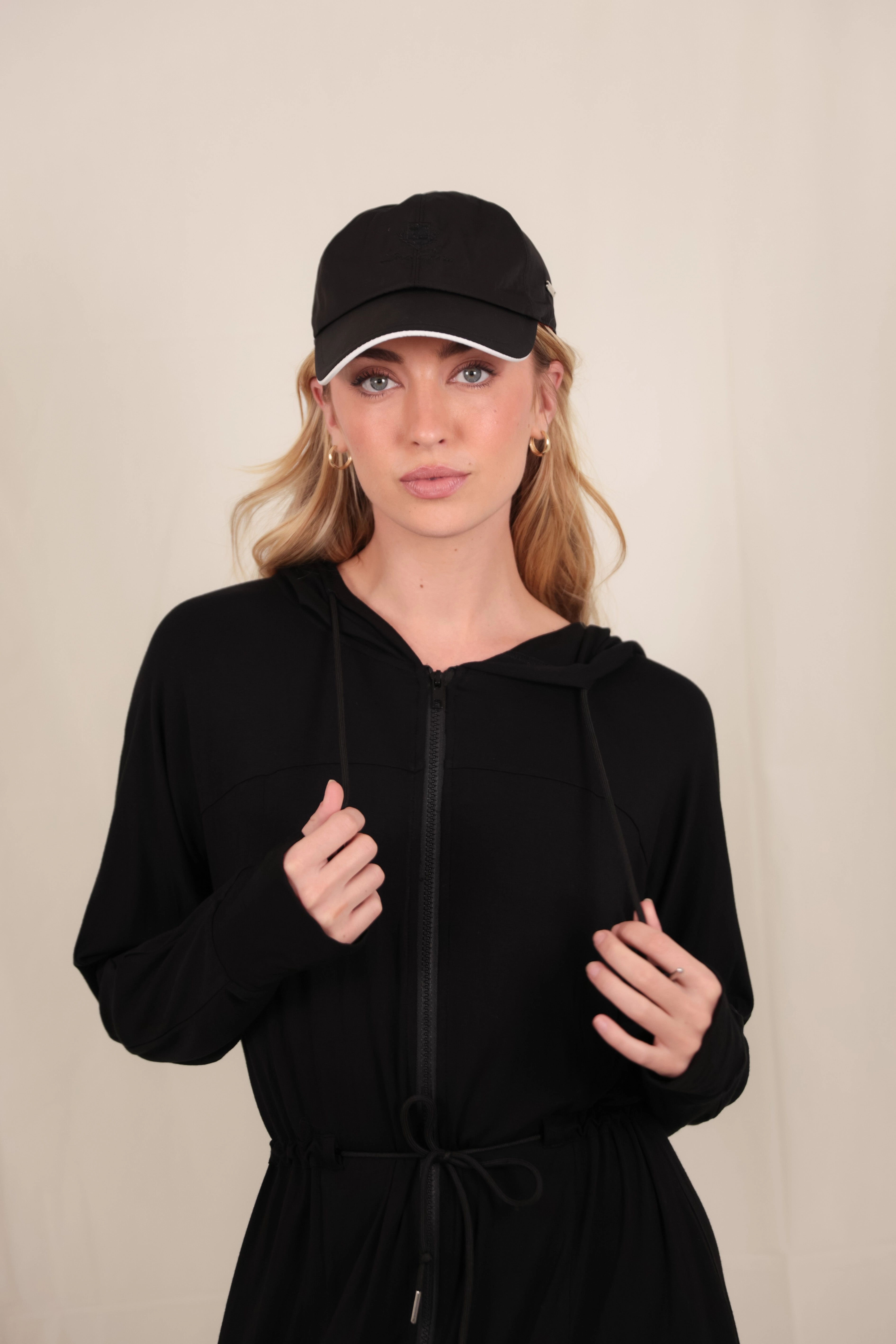 Basixx Zip Dress Clean Fit Relaxed Fit Design