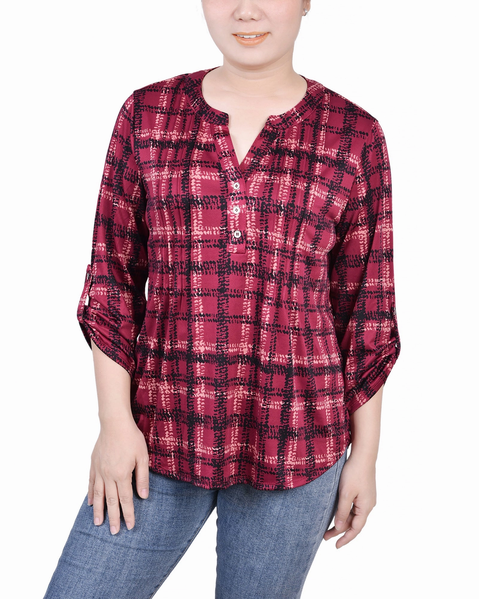 Contrast Stitch Detailing Petite 3/4 Roll Tab Sleeve Y Neck Top