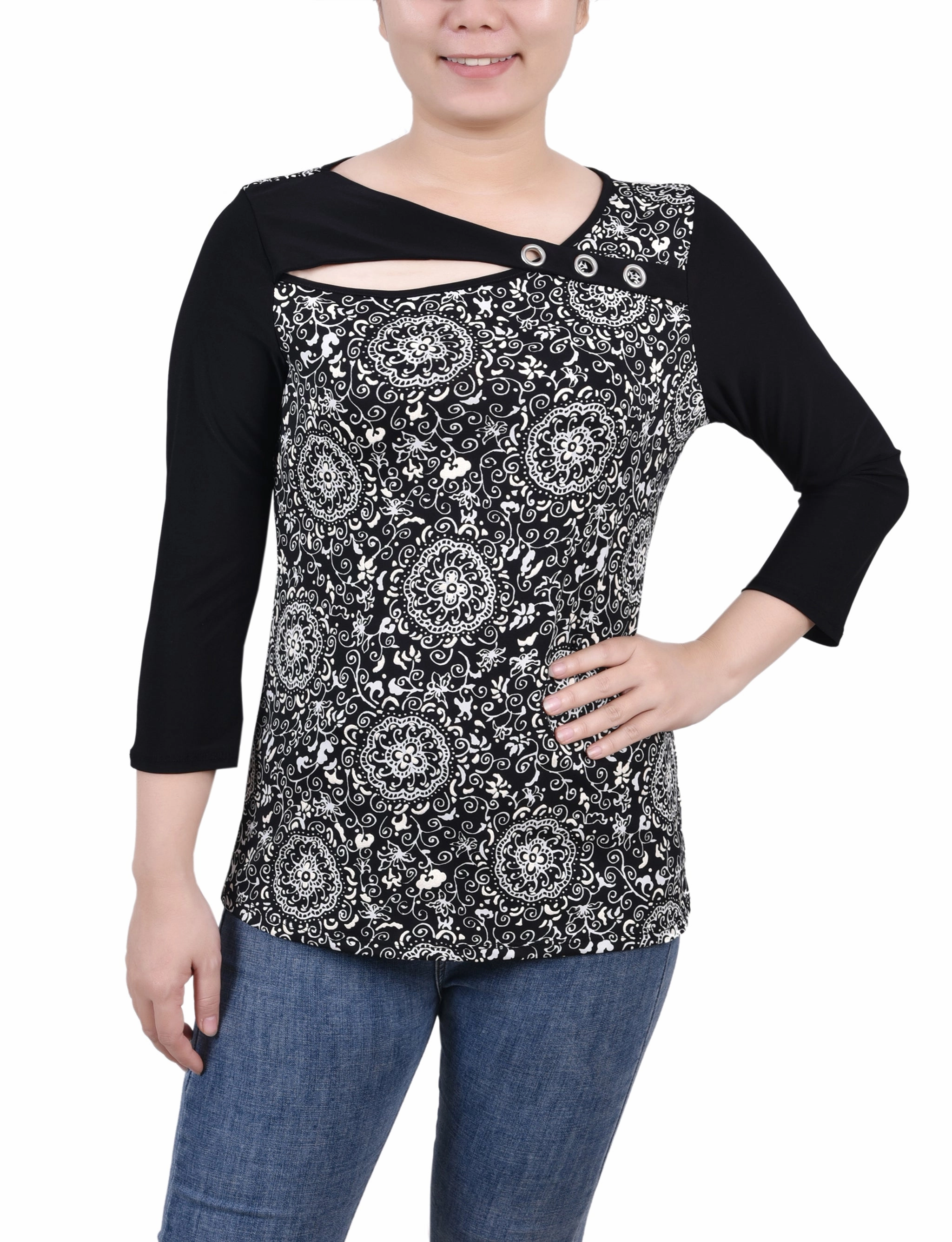 TonalStitching Soft Knit Petite 3/4 Sleeve Puff Print Cutout Top