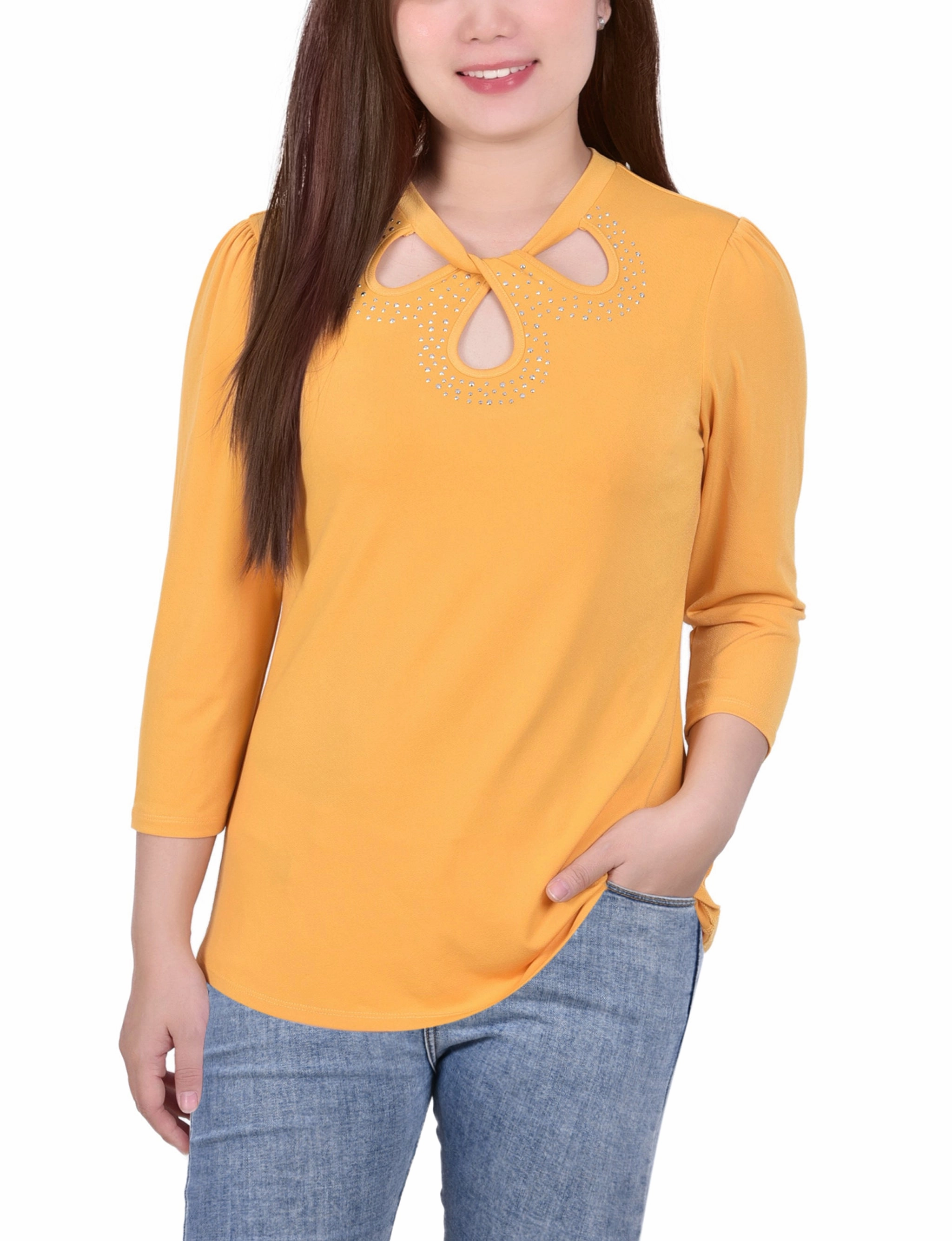 standard fit Petite 3/4 Slv Knit Crepe Studded Keyhole Top
