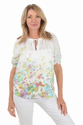 Petite Floral Fields Short Sleeve Blouse ButtonlessClosure