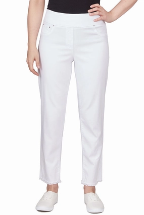 Unisex style NonRestrictiveCut Petite Pull-On Fringed Denim Ankle Pant