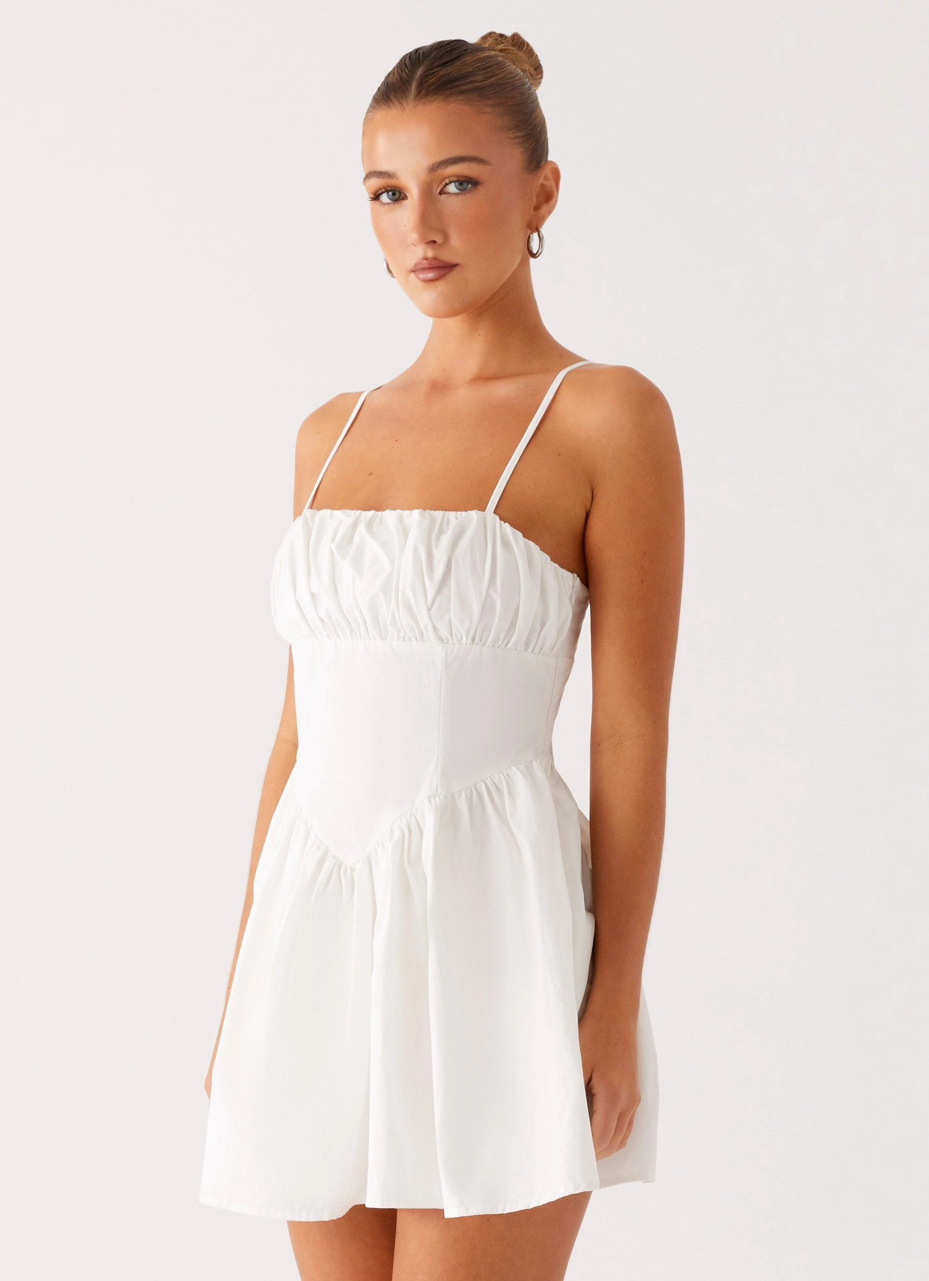 Sophisticated Appeal Casual Look Phillipa Mini Dress - White