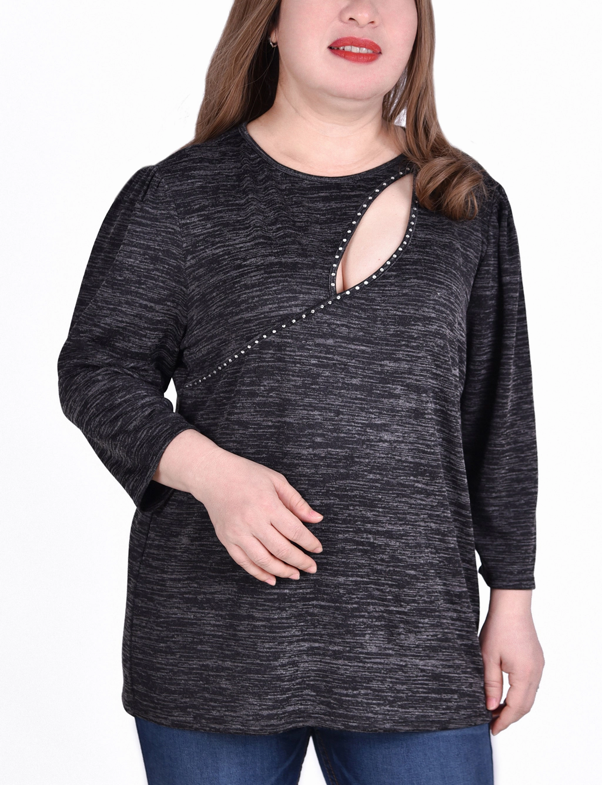 Easy Fit VentilatedBack Plus Size 3/4 Sleeve Tunic Top With Front Cutout