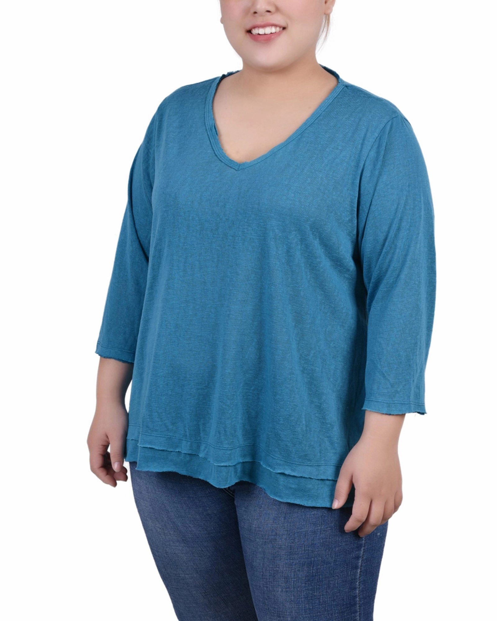 Temperature Regulating Fabric TactileWeave Plus Size 3/4 Sleeve V Neck Top