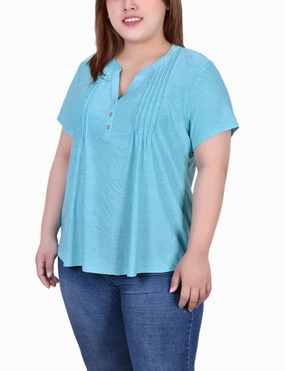 Plus Size Short Sleeve Y Neck Jacquard Knit Top Mesh Lining Reinforced Hem Stitching