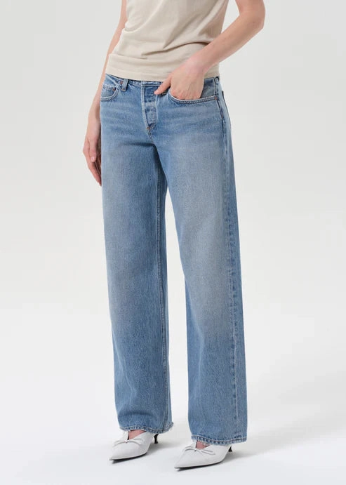 Non Restrictive Thigh Weekend Getaway Trend Setter Low Rise Loose Jean in Vault