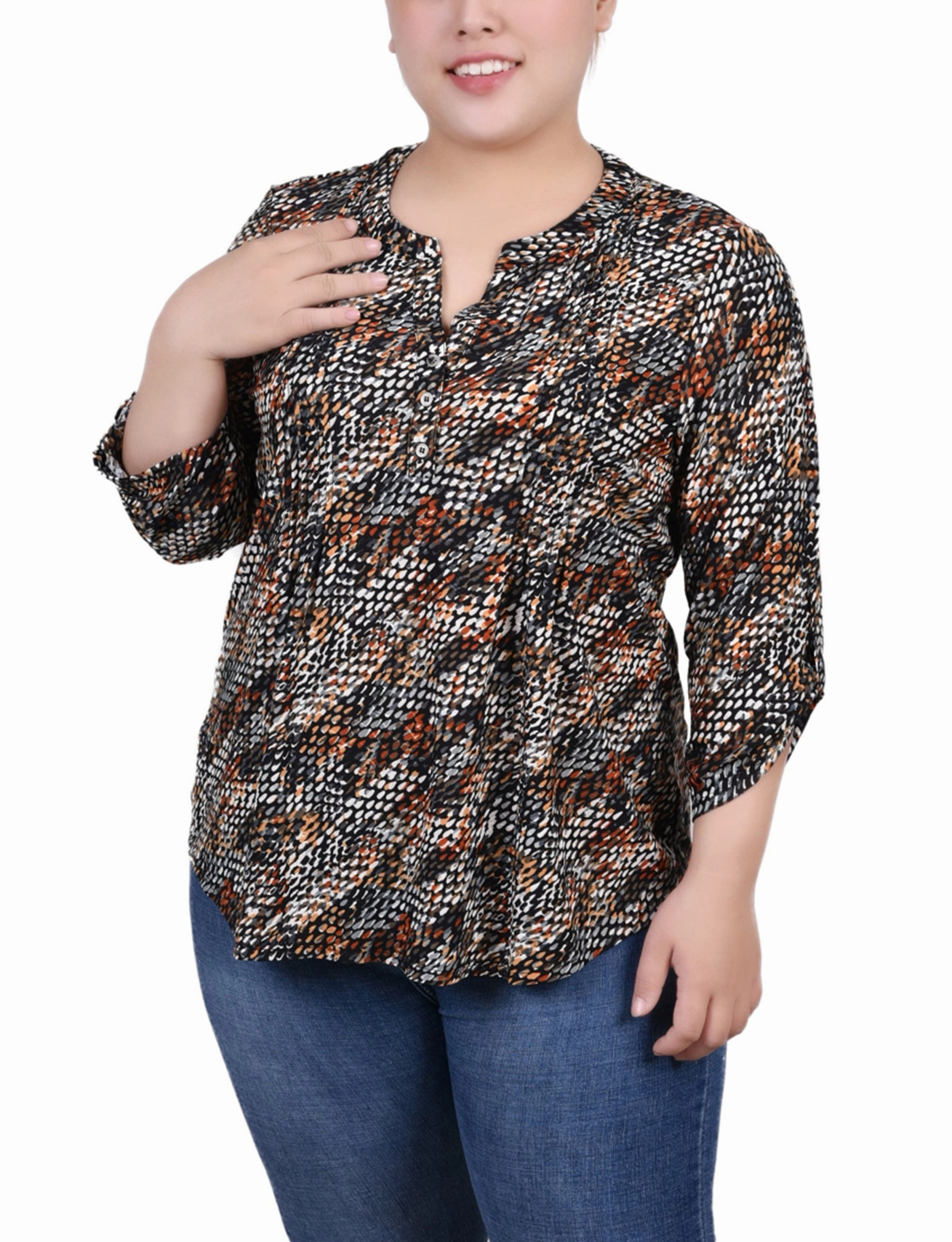 Wicking Inner Lining Plus Size 3/4 Roll Tab Pullover Top