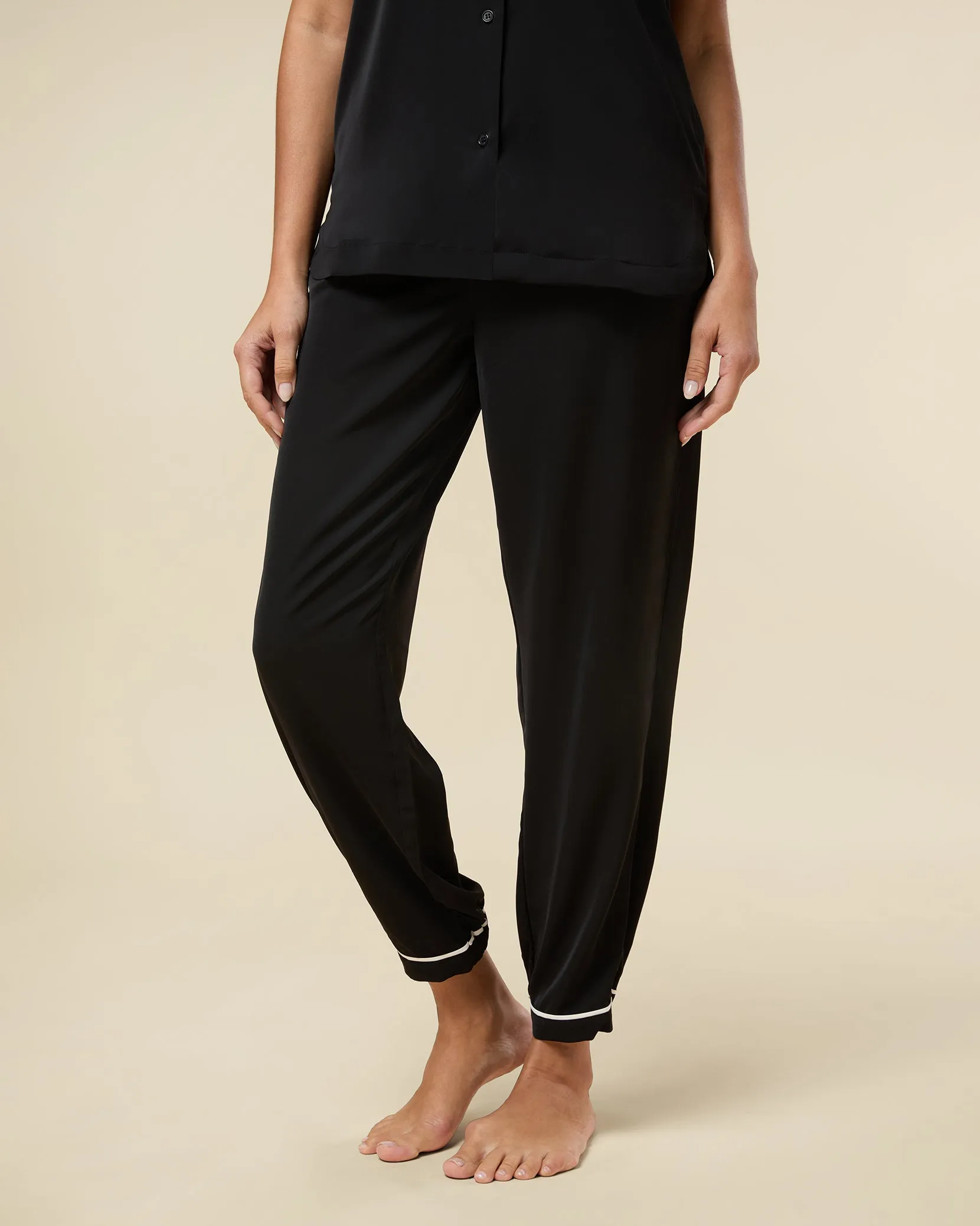 Pull On Woven Jogger