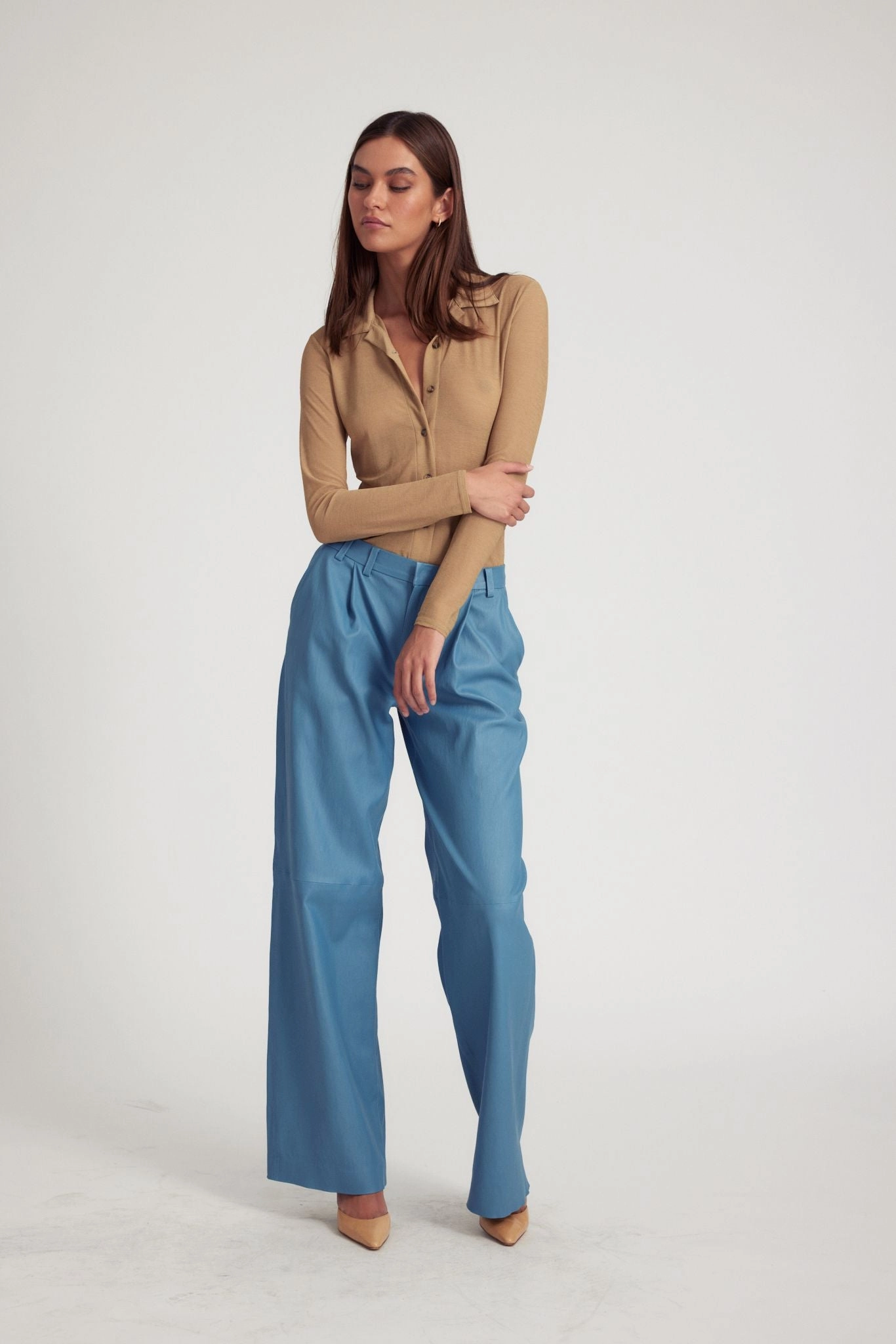 Chambray Blue Leather Pleated Trousers Outdoor Adventure Cozy Fit