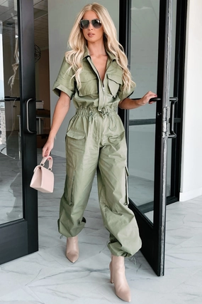 CollapsibleFrame Durable Reinforced Shoulders Problem Free Utility Jumpsuit (Olive)
