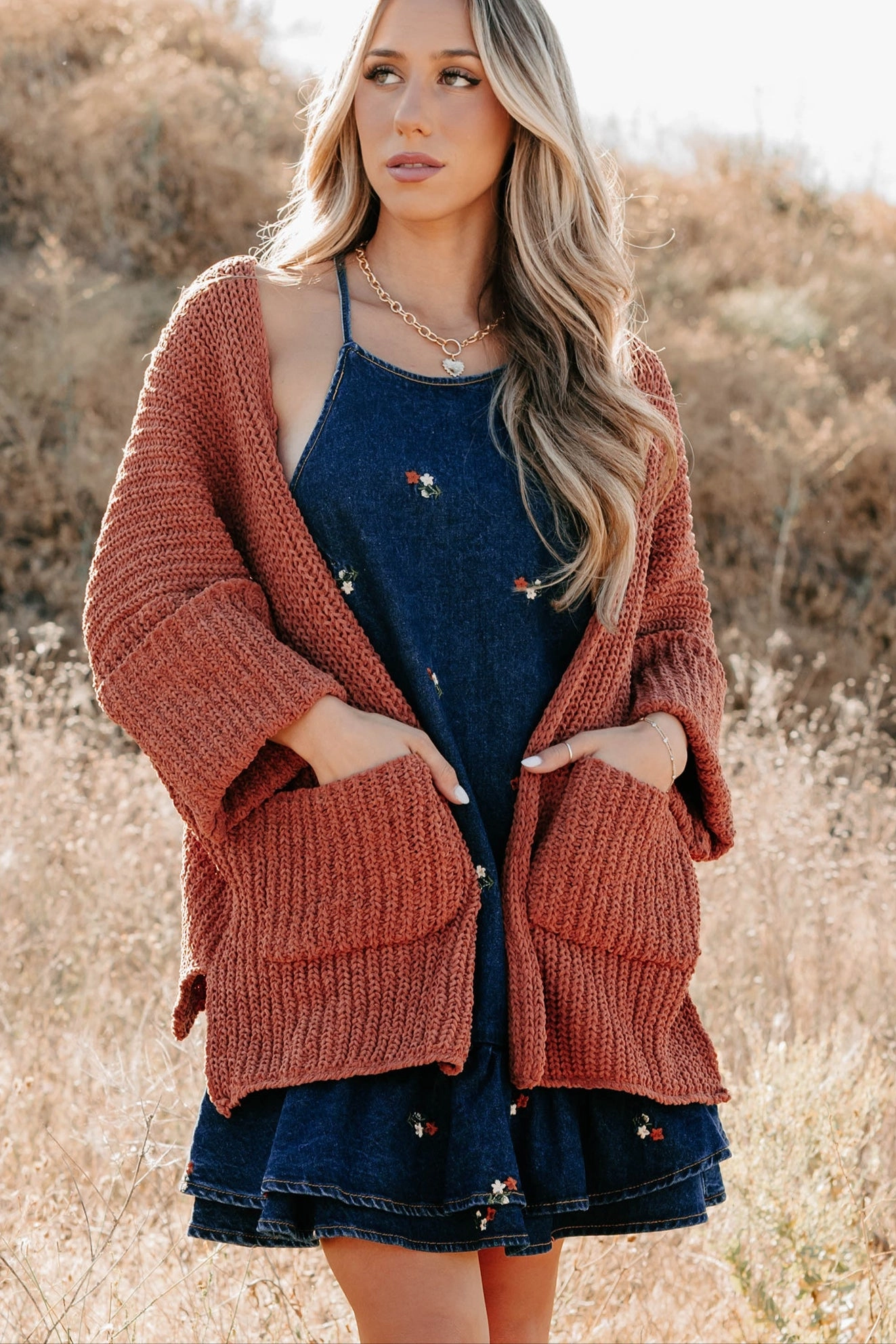 SnagResistant Fabric Quiet Times Cuffed Sleeve POL Cardigan (Brick)