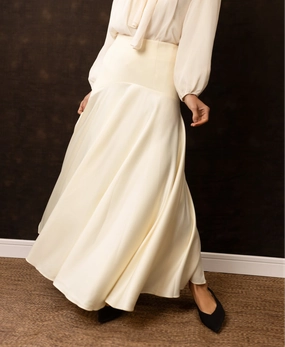 Cherie Skirt | Cream Cool Tone