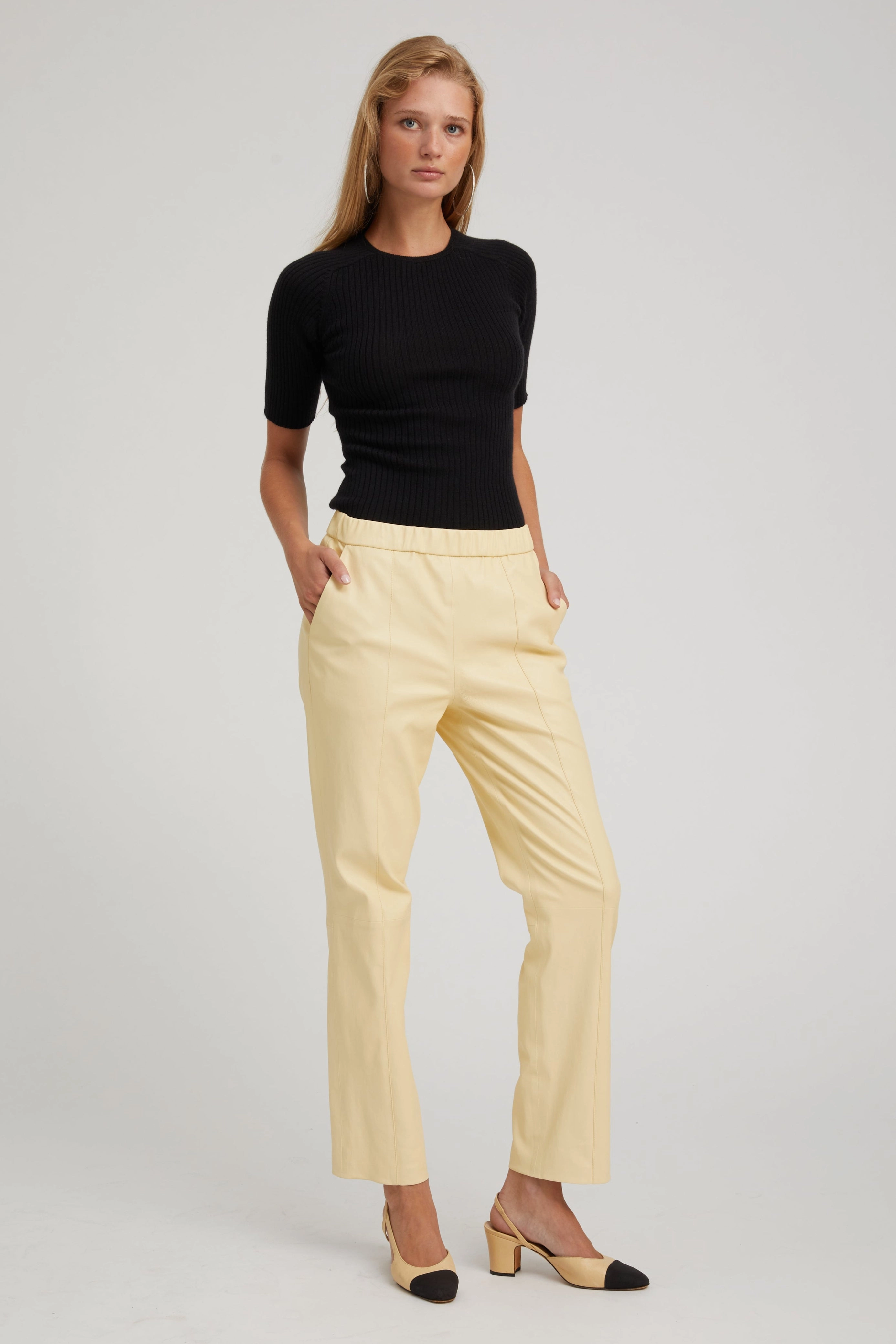 WrinkleResistant Black Cashmere Mid Sleeve Crewneck