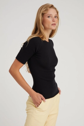 Black Cashmere Mid Sleeve Crewneck WrinkleResistantFinish