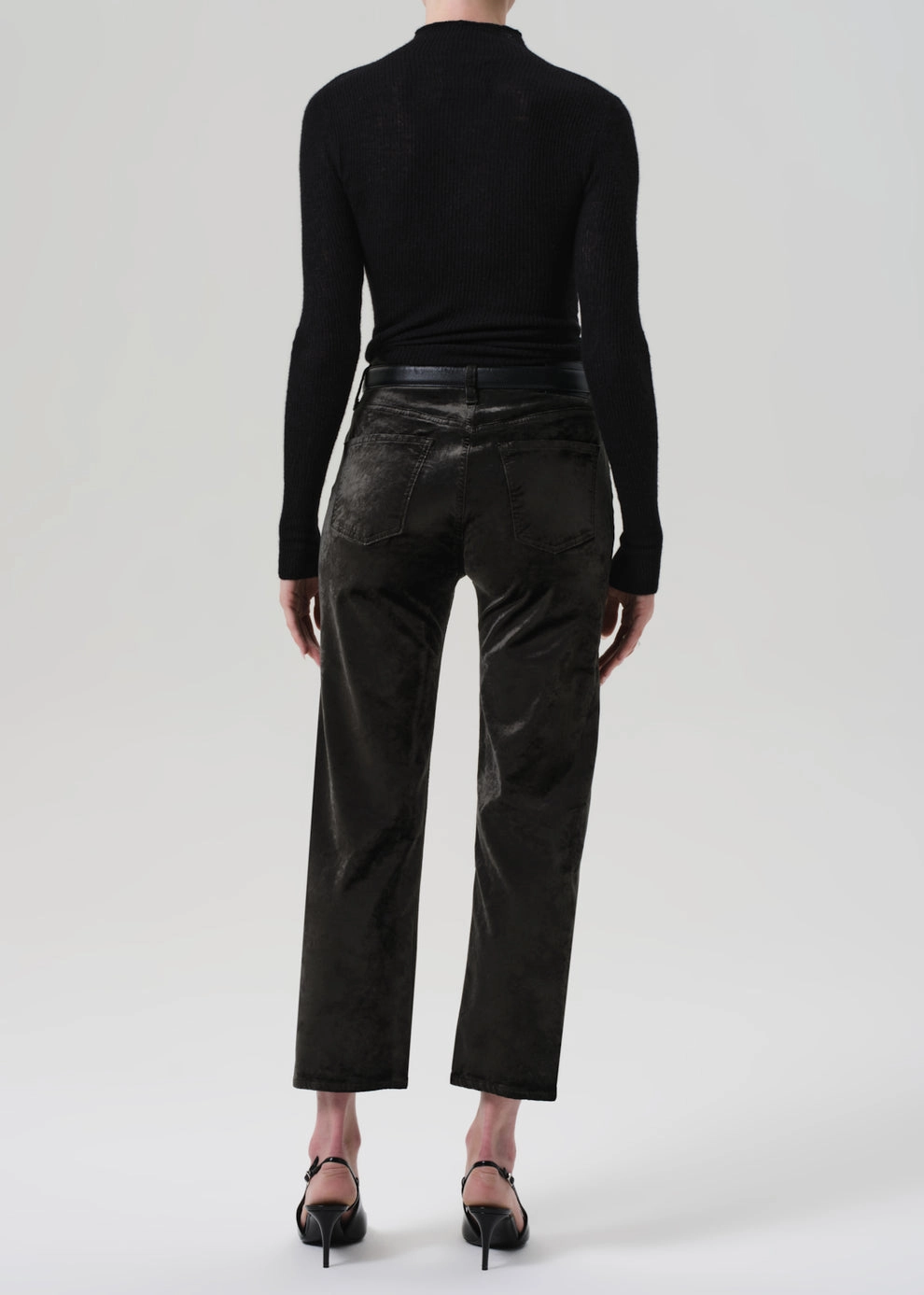Delfina High Rise Straight Velvet in Olive Leaf Style Focus