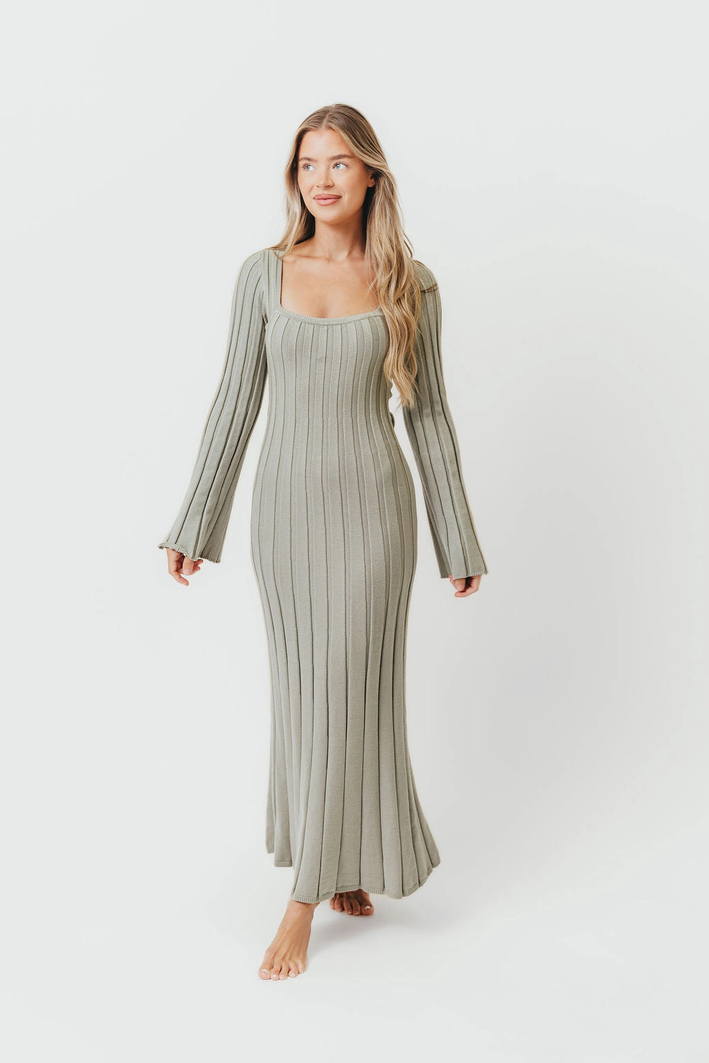 Rowan Square Neck Maxi Dress in Green Lace Fine Light Comfort
