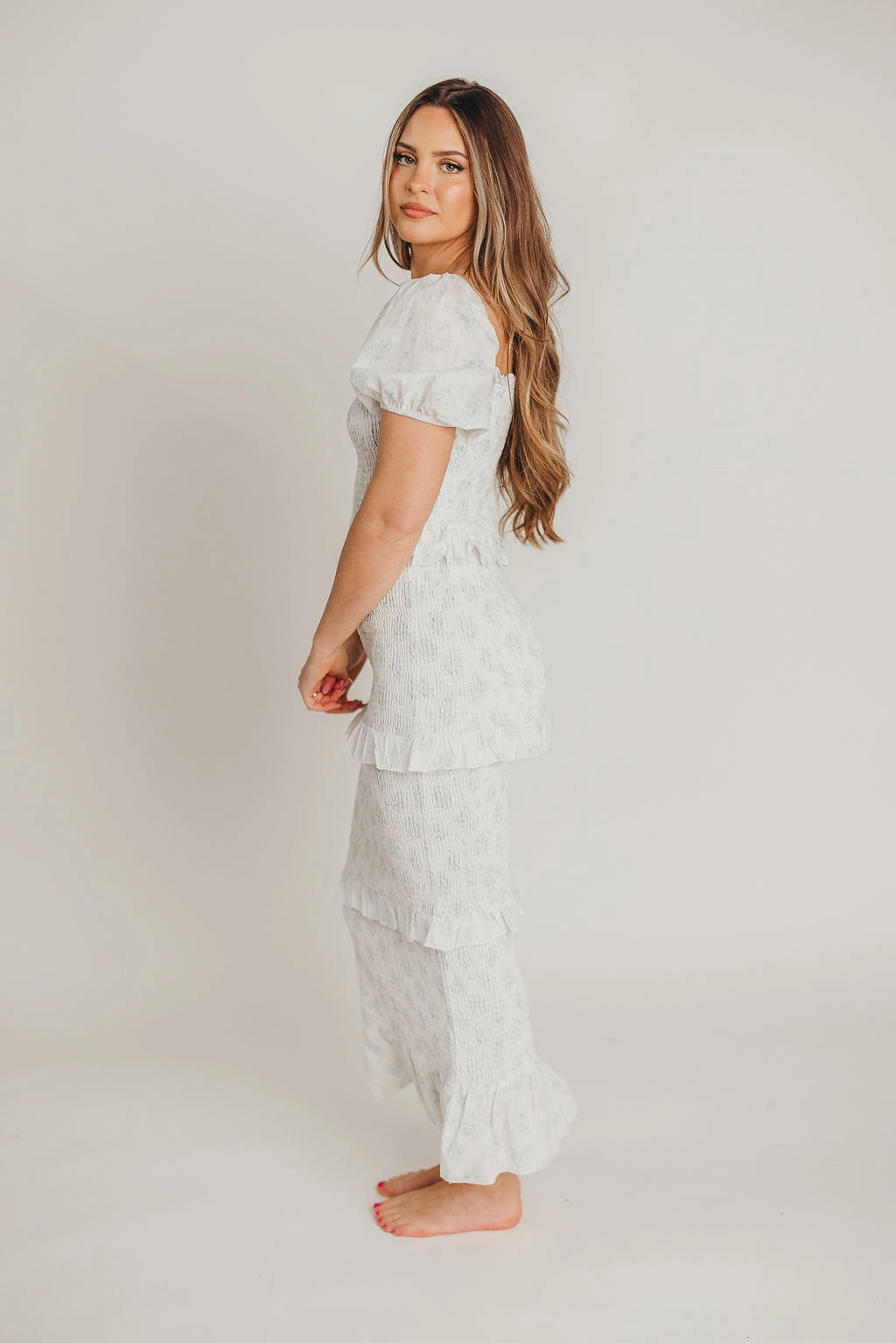 Feminine Structure Ada Smocked Dress in Blue Floral- Bump Friendly & Inclusive Sizing (S-3XL) *Final-Sale*