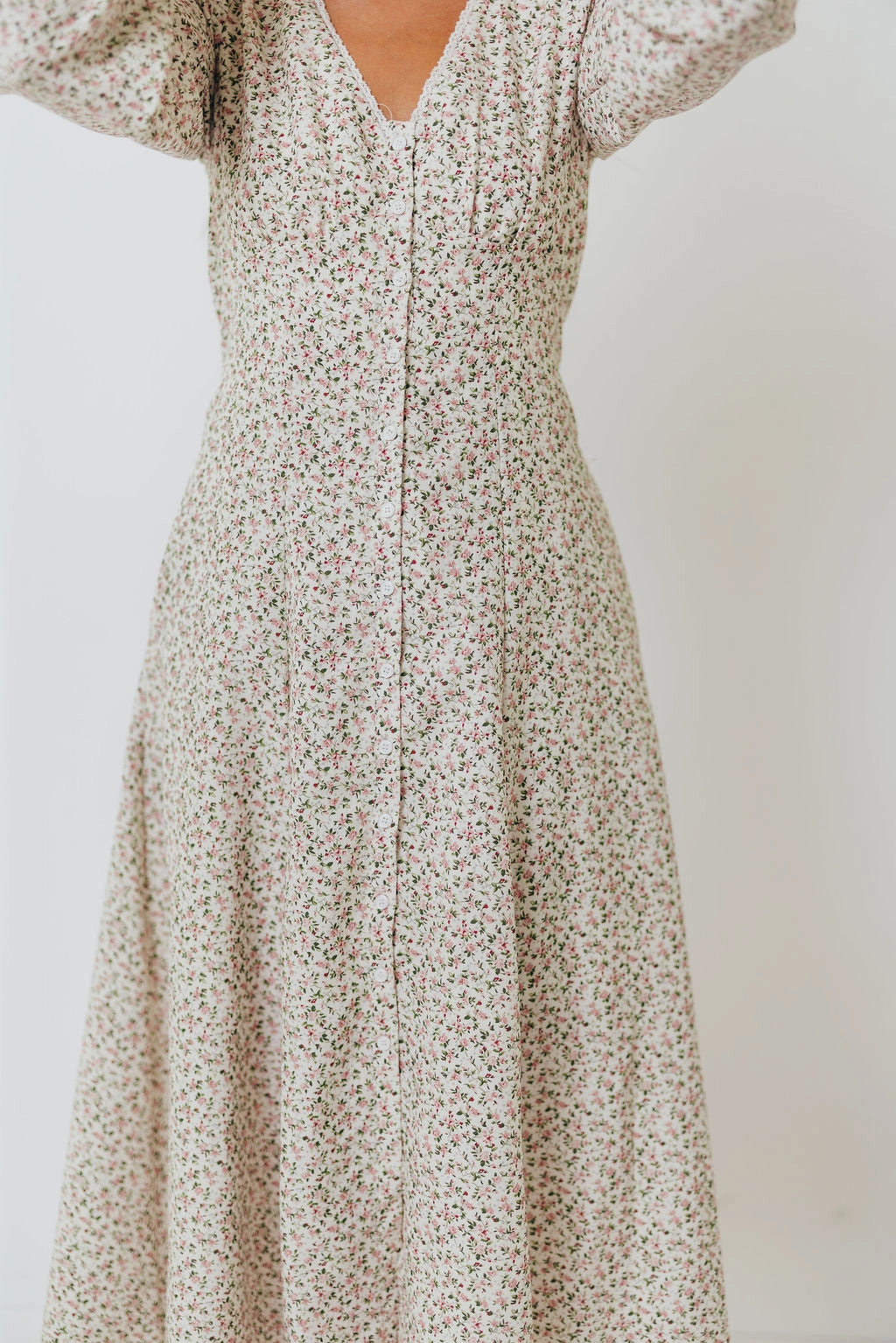 Neutral Base Sadie Floral Midi Dress in Vintage English Rose
