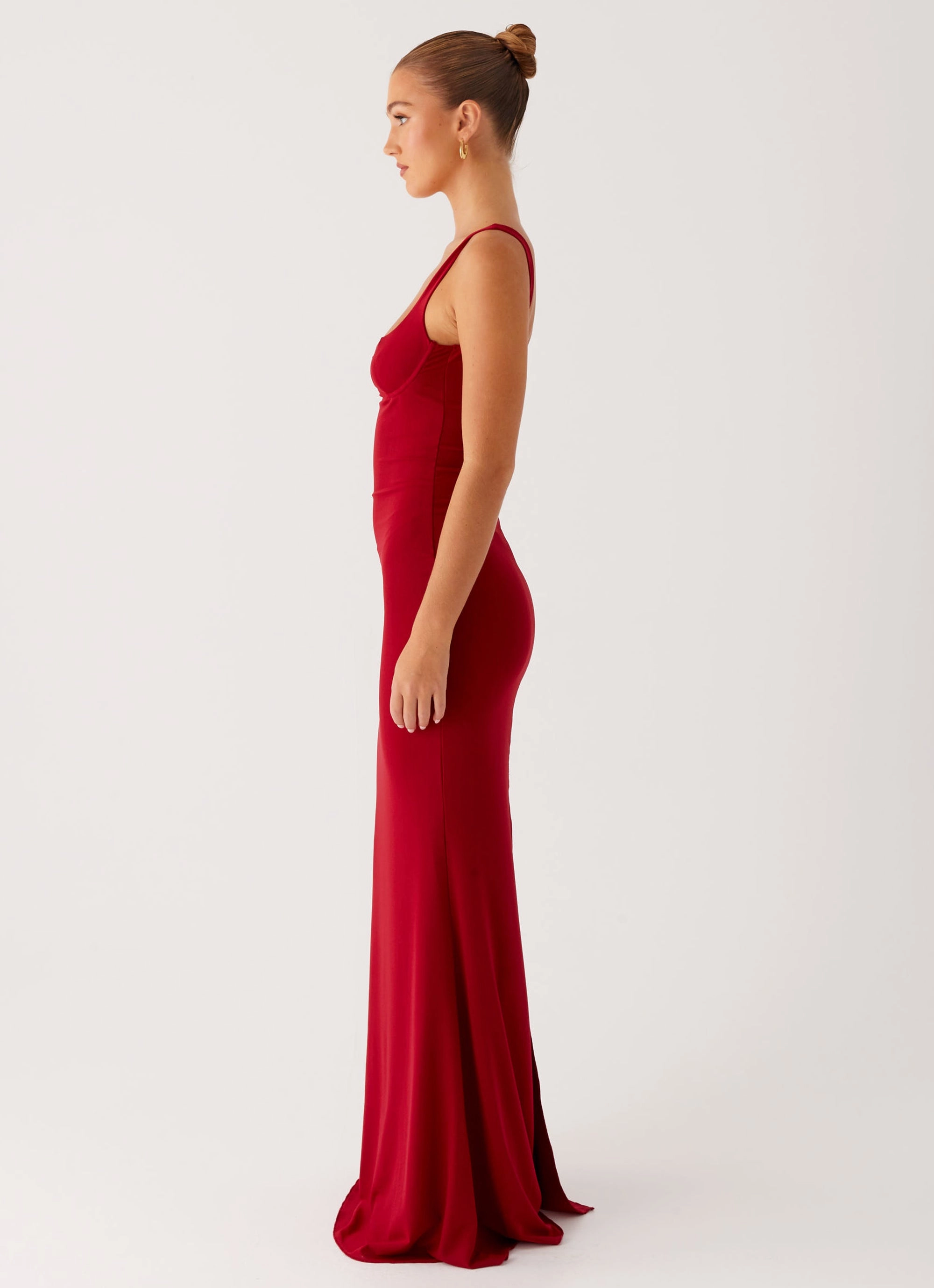 Eye Catching Safiya Maxi Dress - Maroon