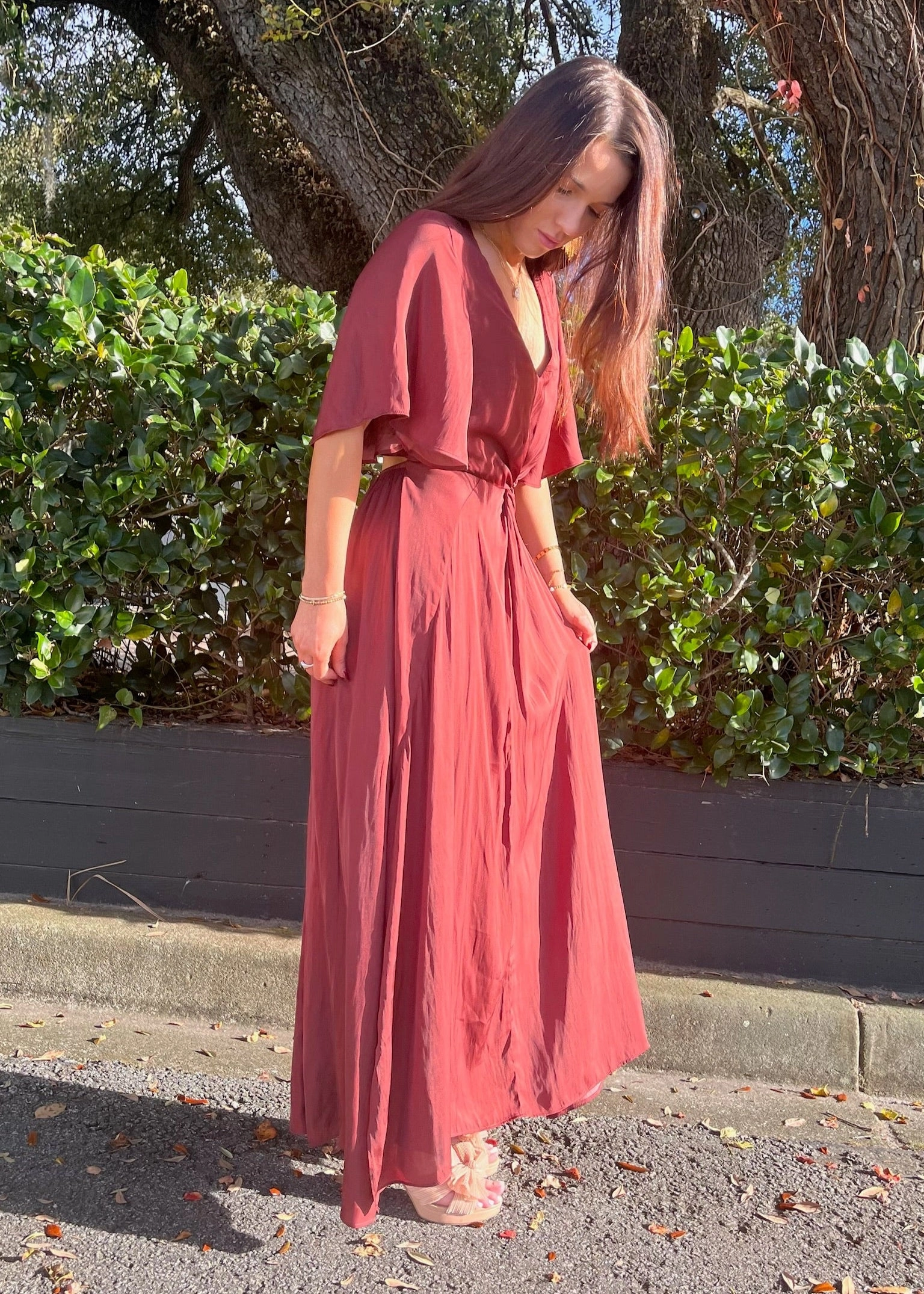 Sculpted Detail Dreamy Presence SAOIRSE MAXI DRESS