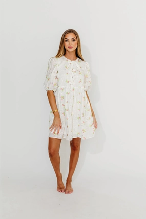 Saylor Floral Dress in White Pink *Final-Sale* Shared Glow