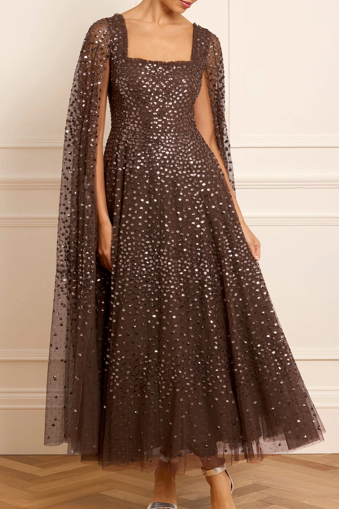 Breeze Flow Scatter Dot Cape Sleeve Ankle Gown