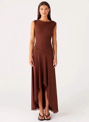 Feminine Tailoring Danika Maxi Dress - Chocolate