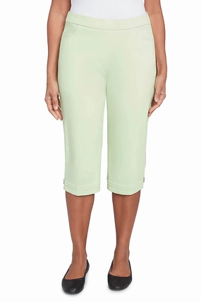 Core Style Modular Pocket System Parrot Cay Pleated Hem Capri Pant