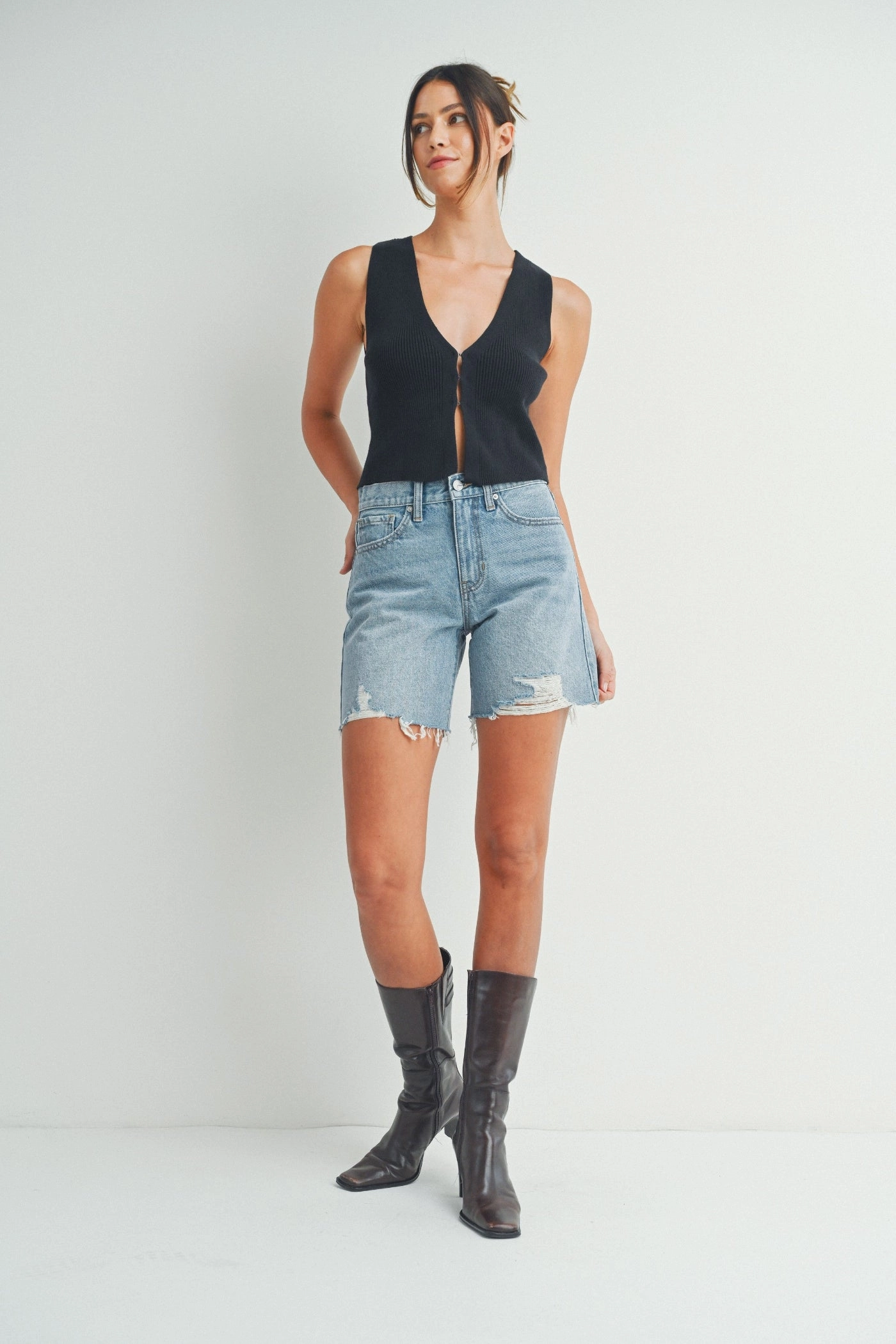 Snag Free Fabric Technology SELENA SLIGHTLY DISTRESSED DENIM SHORTS