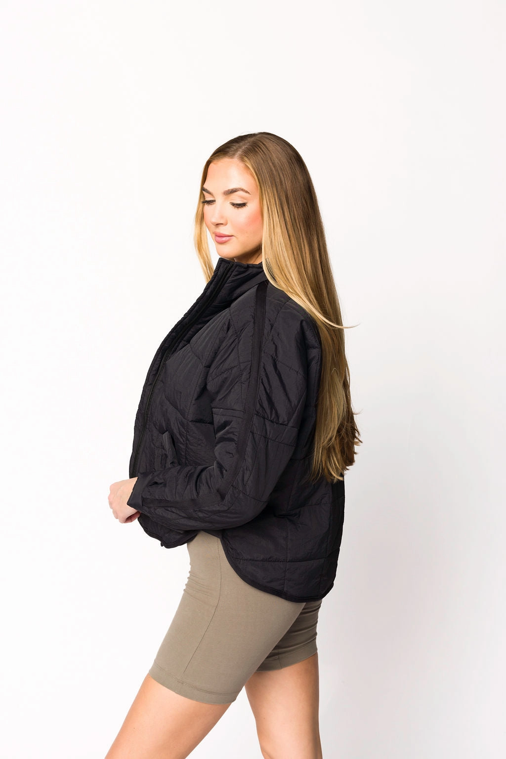 Snag Resistant Surface Friction Resistant Shoulder Layla Puffer Jacket in Black