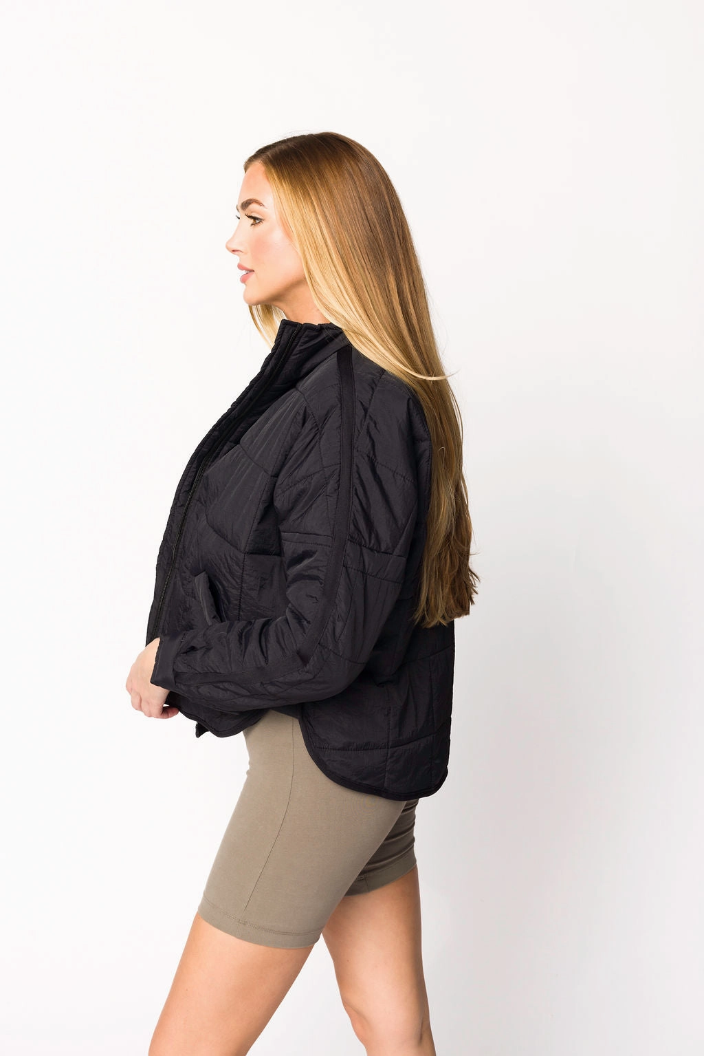 Layla Puffer Jacket in Black ZeroWaste Pattern