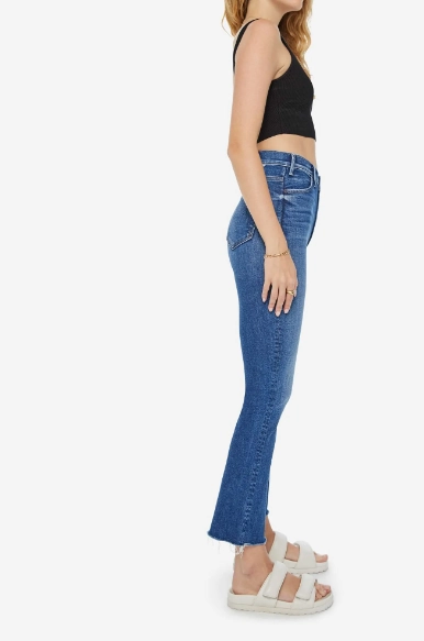 The Hustler Ankle Fray in Grasping At Straws Minimalist Traveler Gear Bold Look Lightweight Parent Style Durable