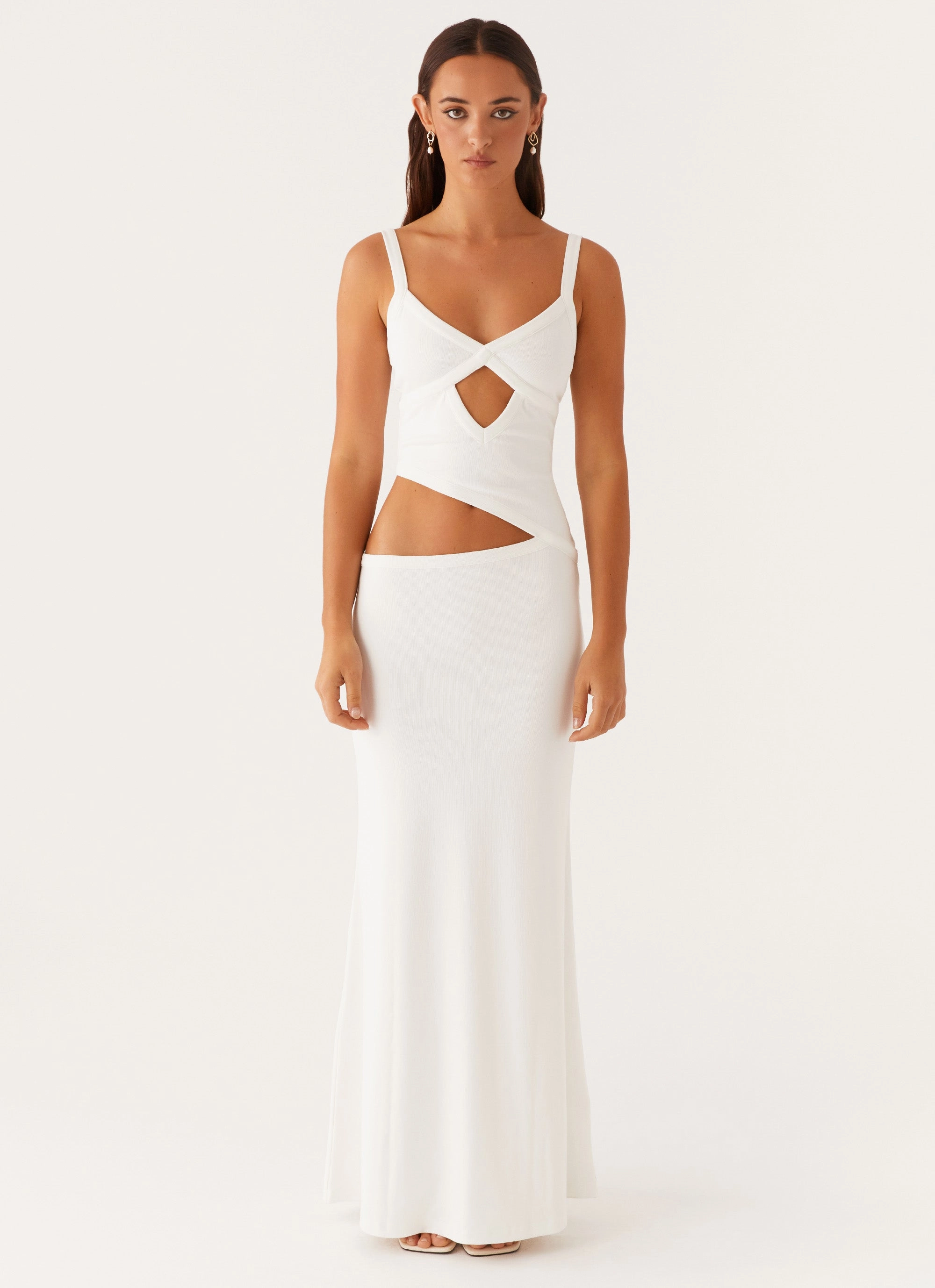 Jocelyn Maxi Dress - White Casual event outfit Chill Mode
