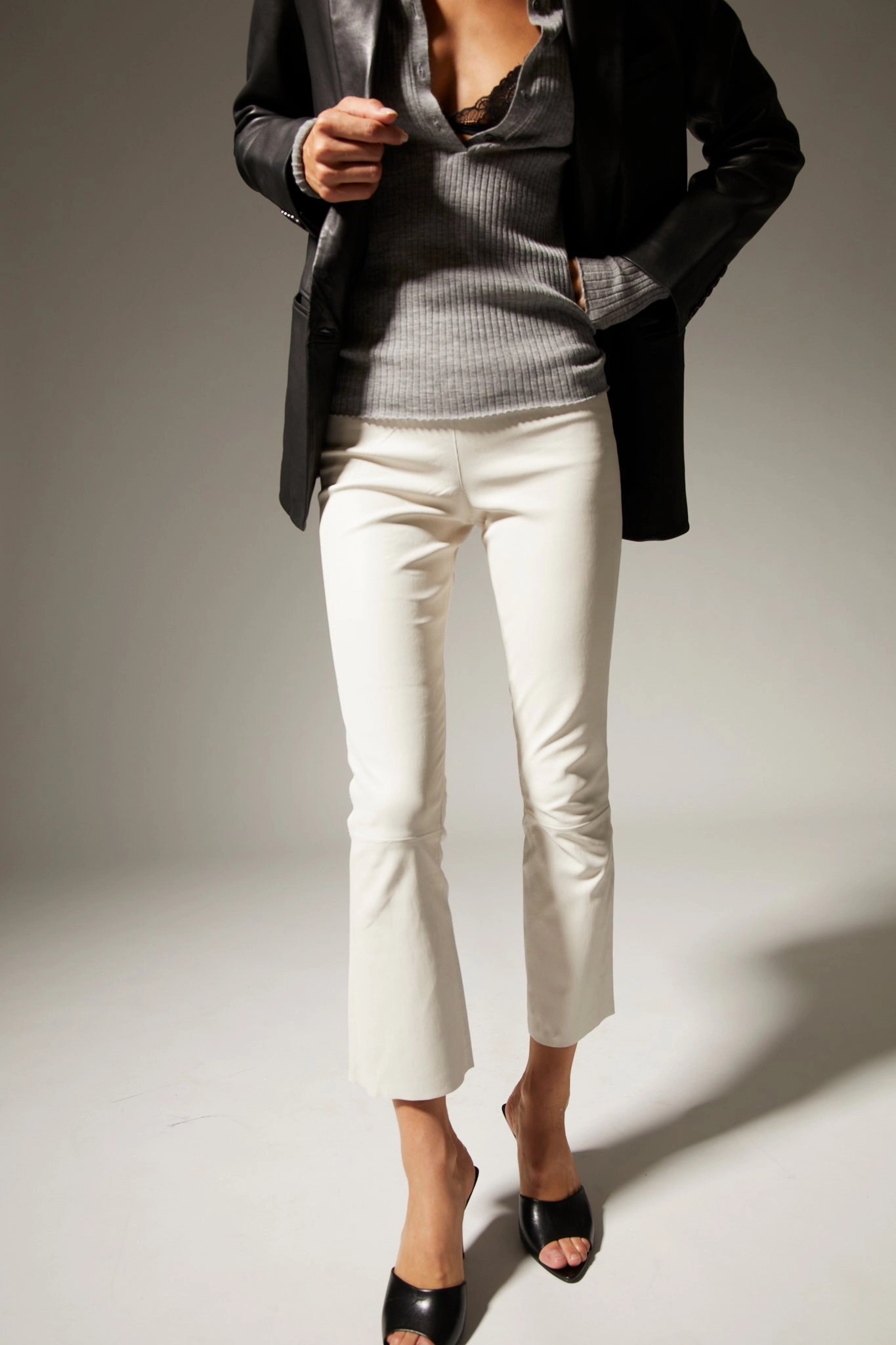 Contoured Feel Lightweight Design Shell Leather Crop Flare