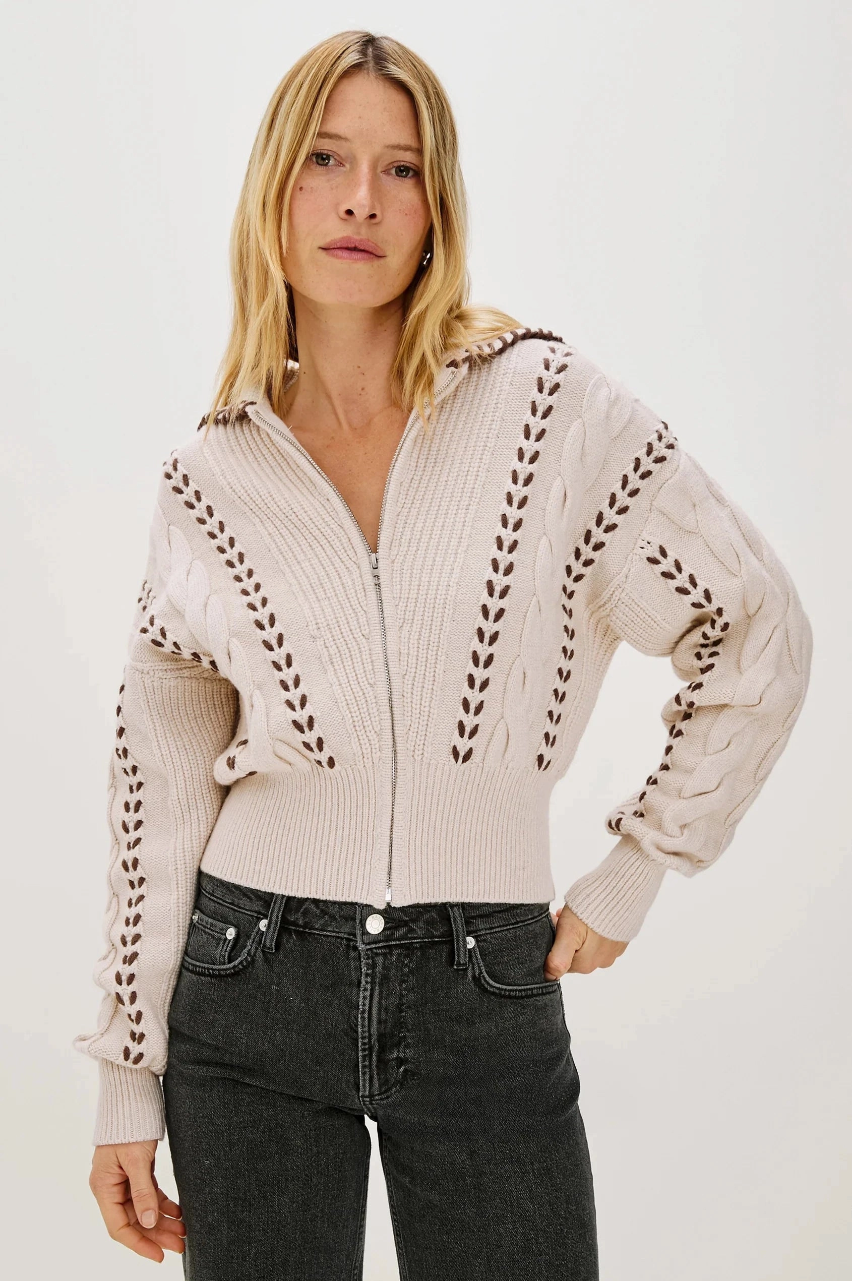Lune Sweater Oatmeal Brown Whipstitch Anti Odor Finish