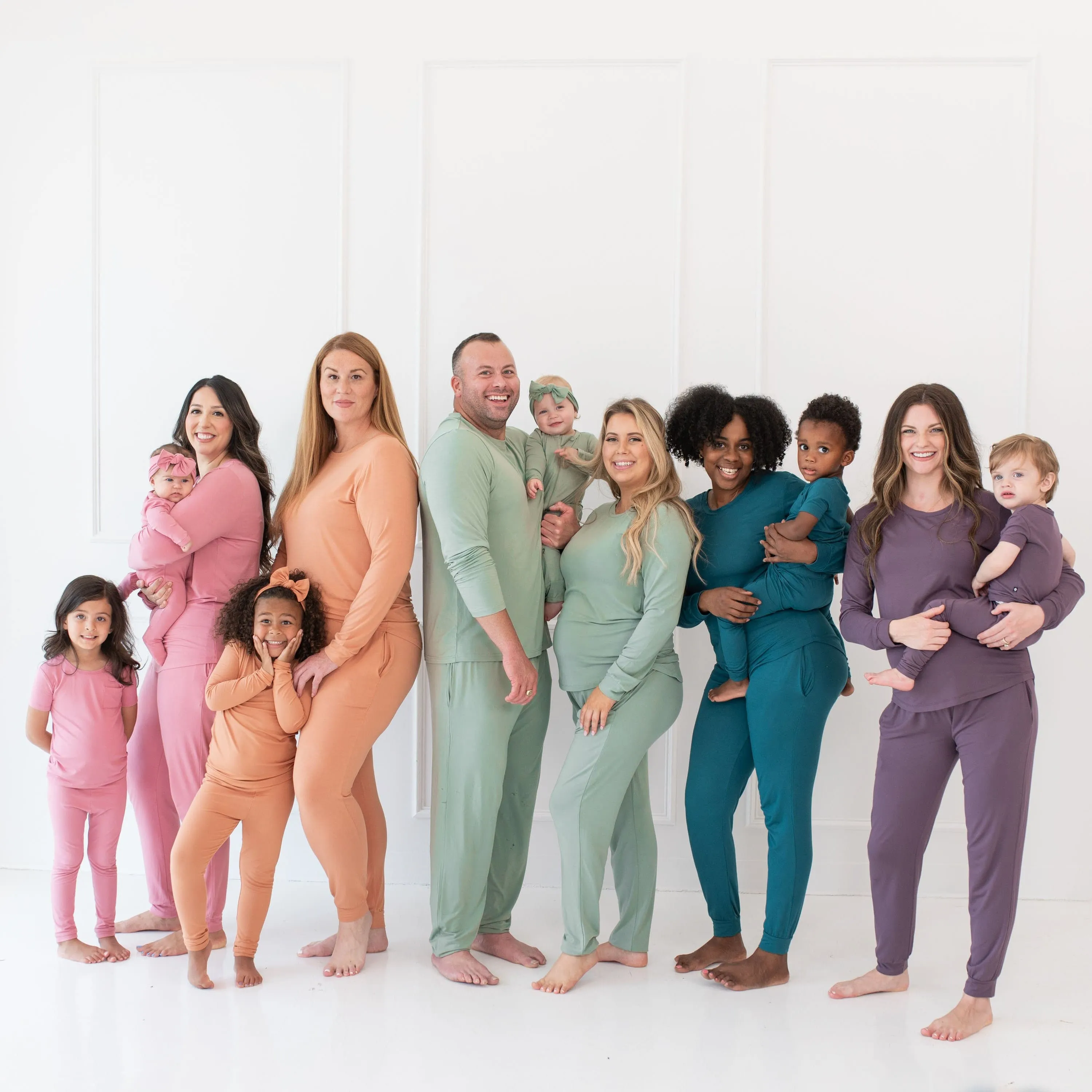 Short Sleeve with Pants Pajamas in Currant