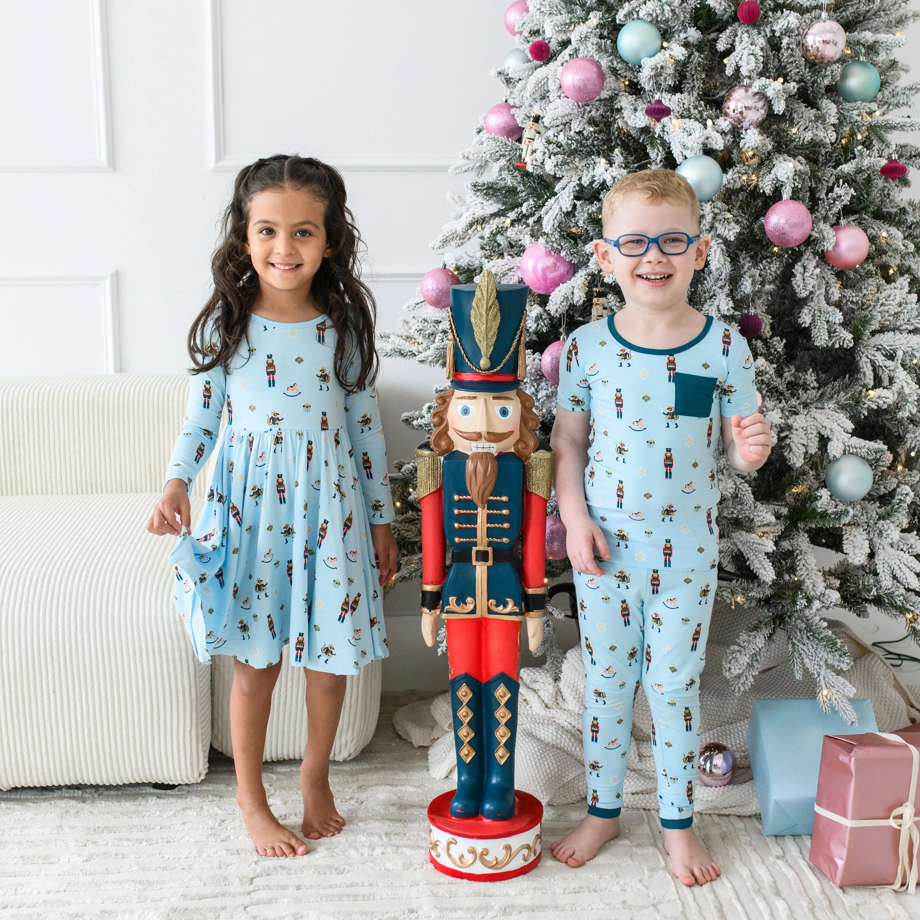 Short Sleeve with Pants Pajamas in Nutcracker